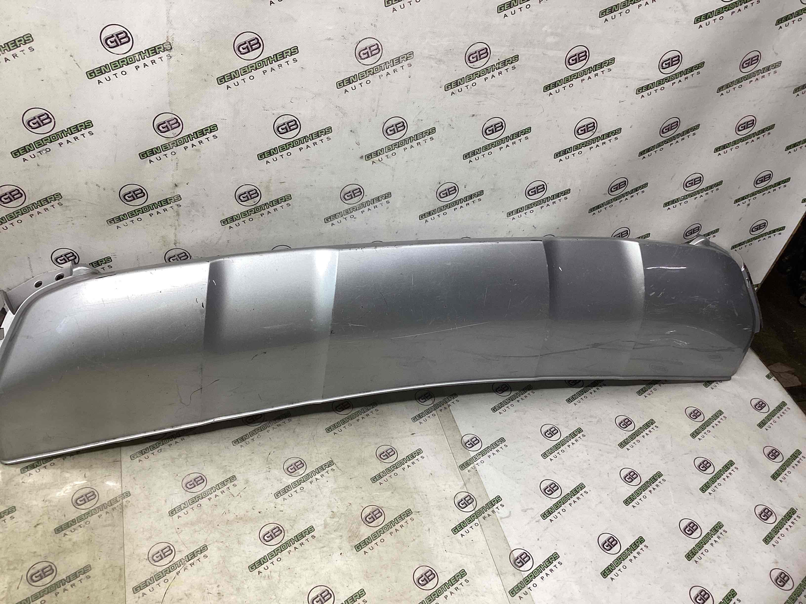 Бампер передній