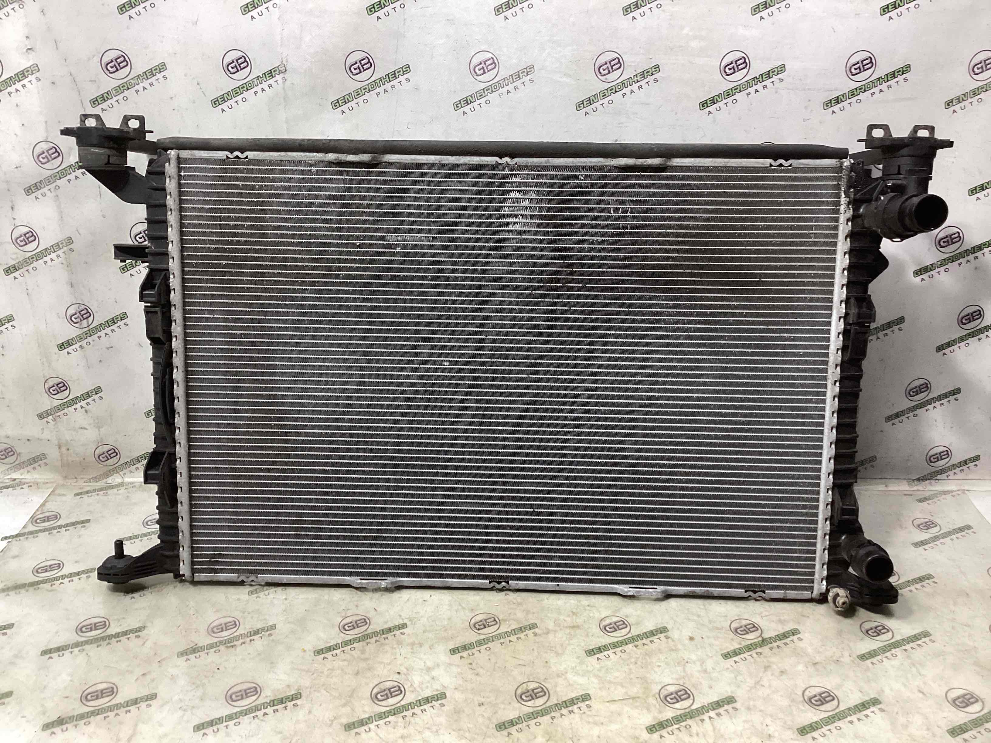 Радиатор основной