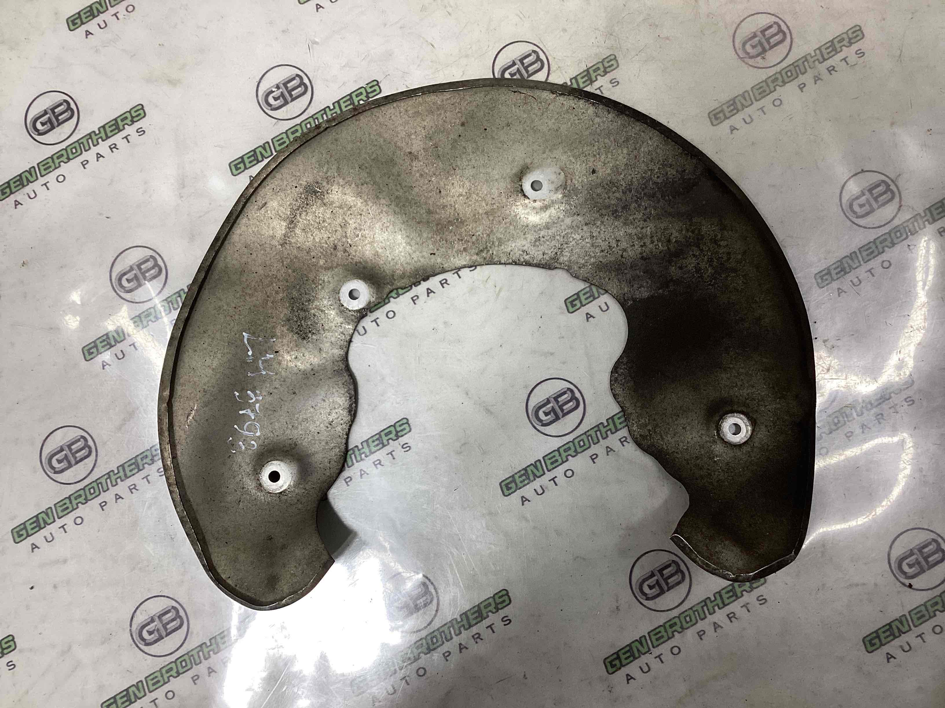 Защита суппорта, защитный кожух тормозного диска