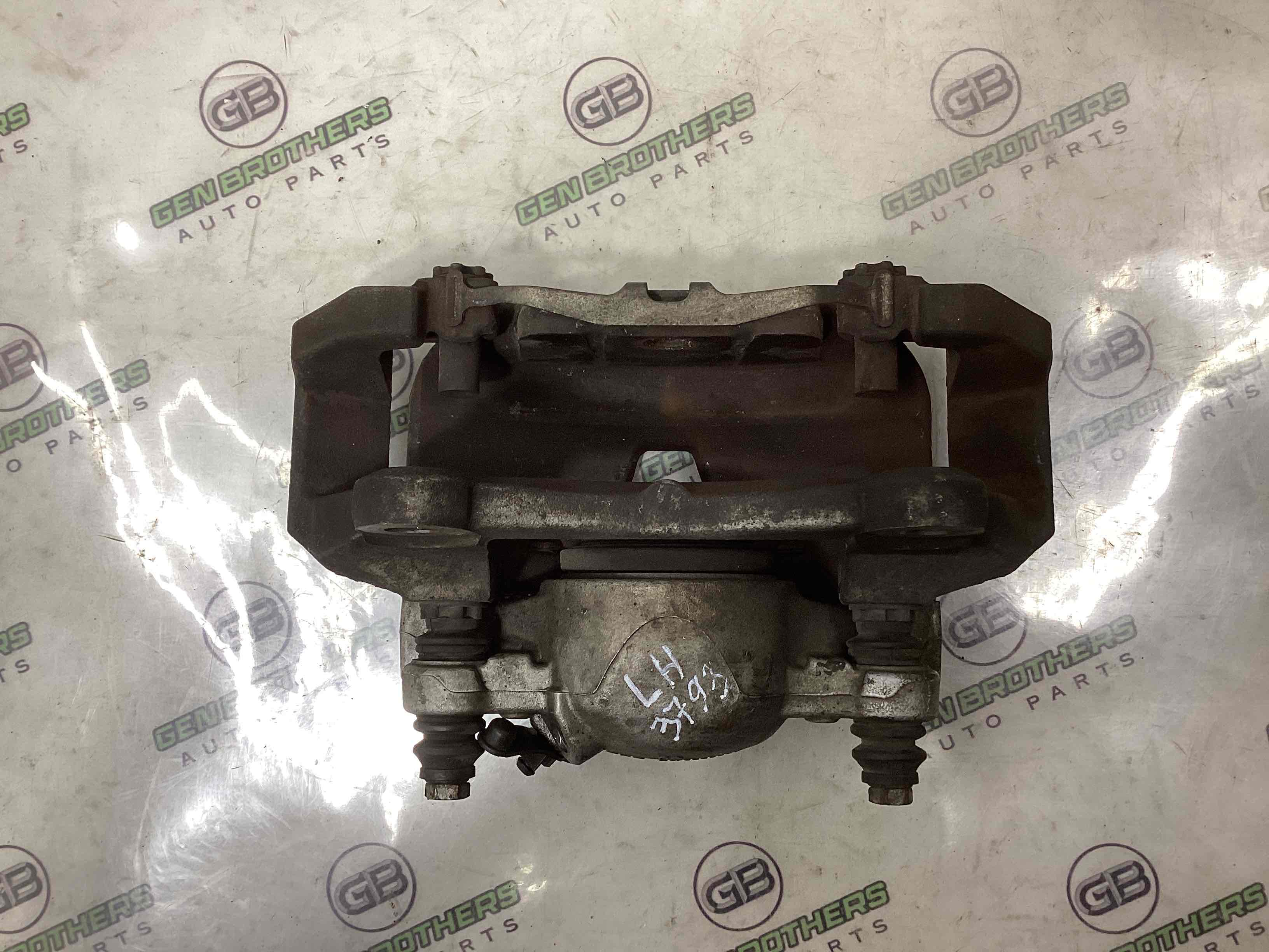 Суппорт передний левый