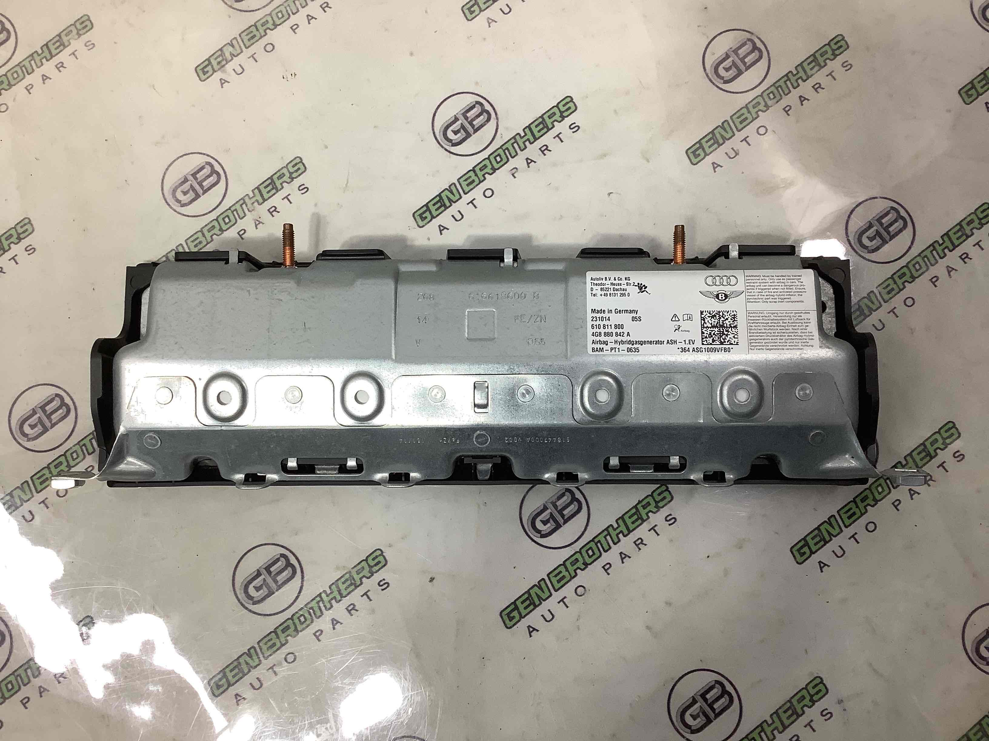 Подушка безопасности защиты колен