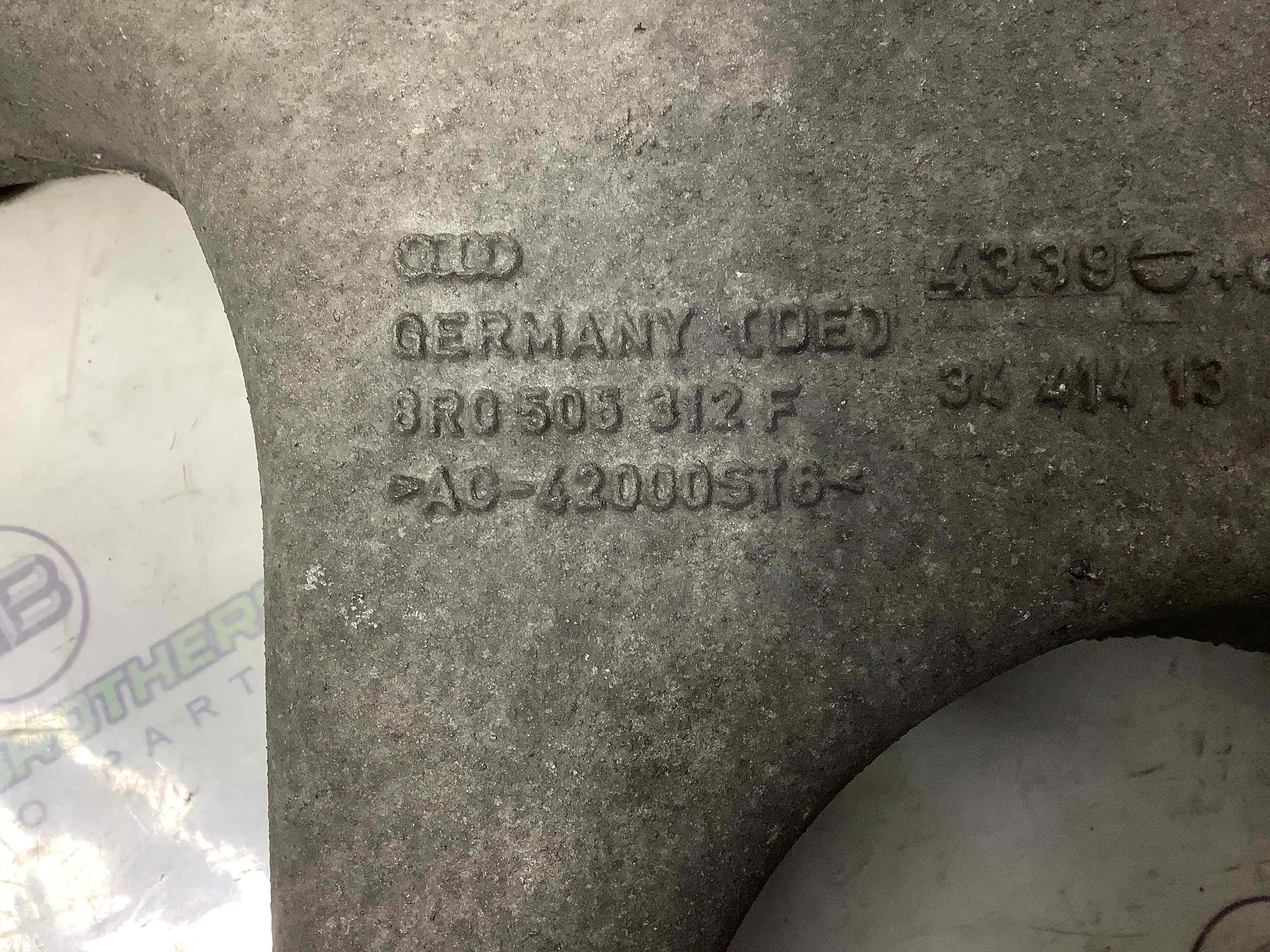 Рычаг задний правый