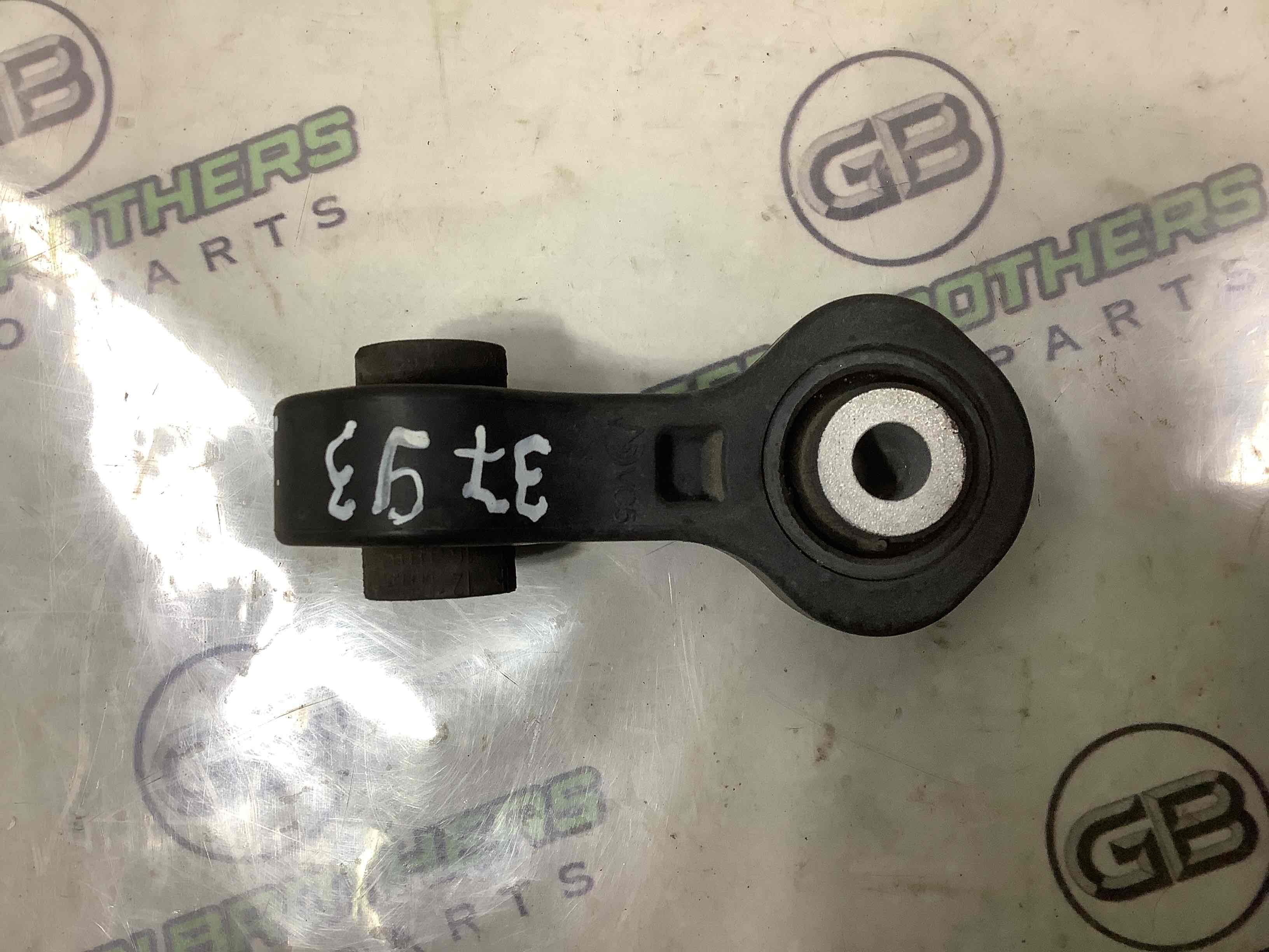 Стойка стабилизатора