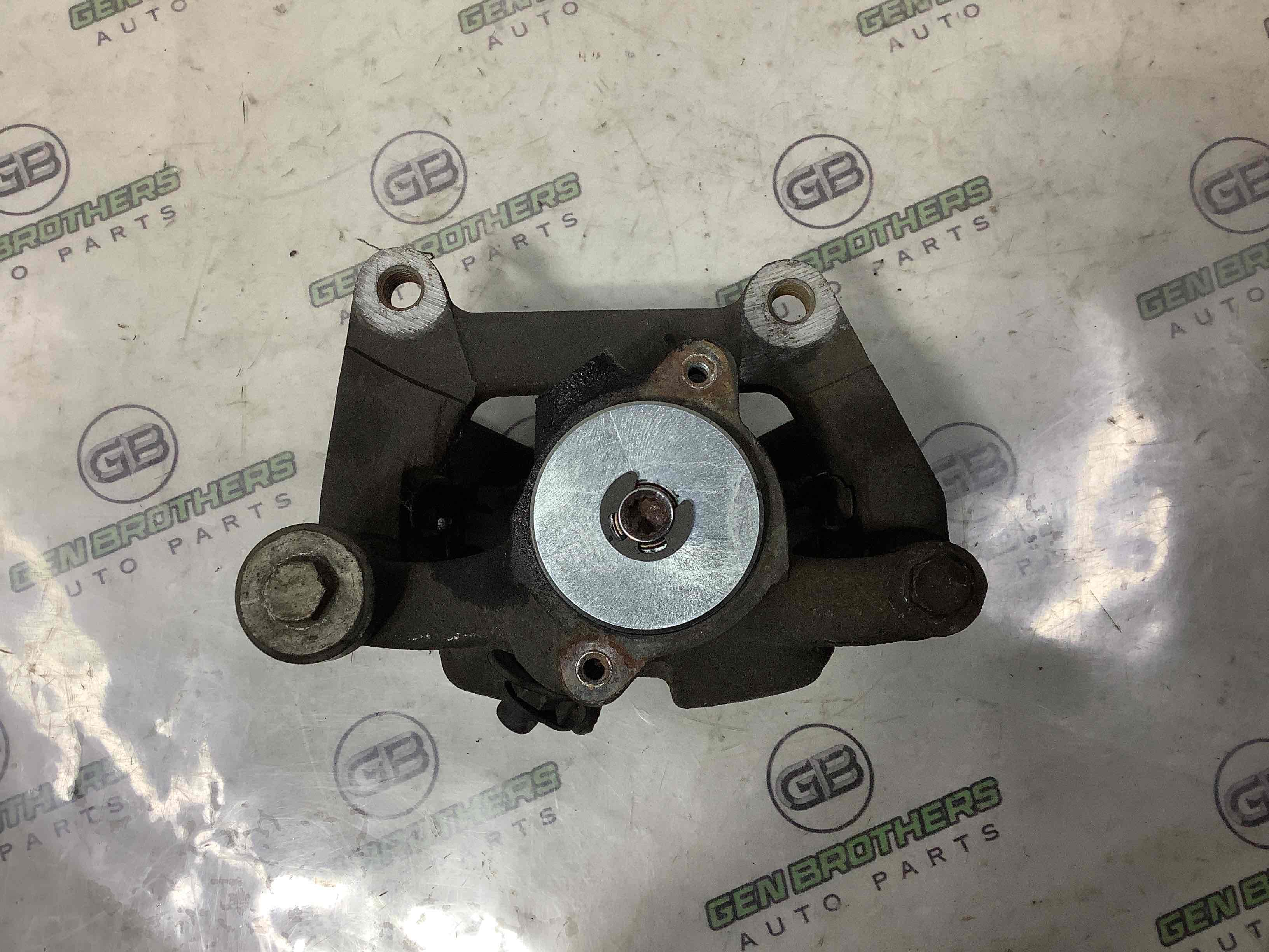 Суппорт задний правый