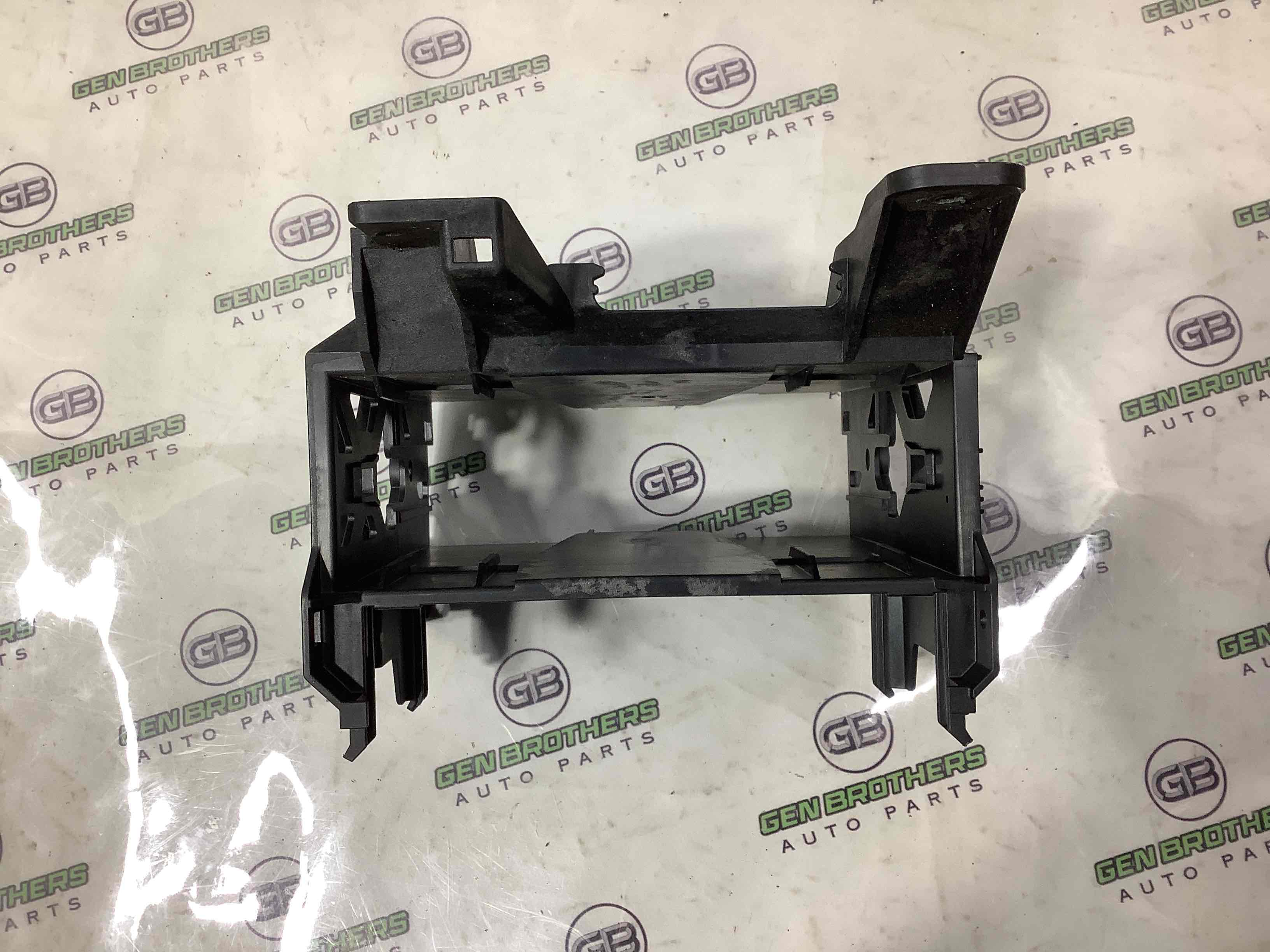 Крепление, кронштейн