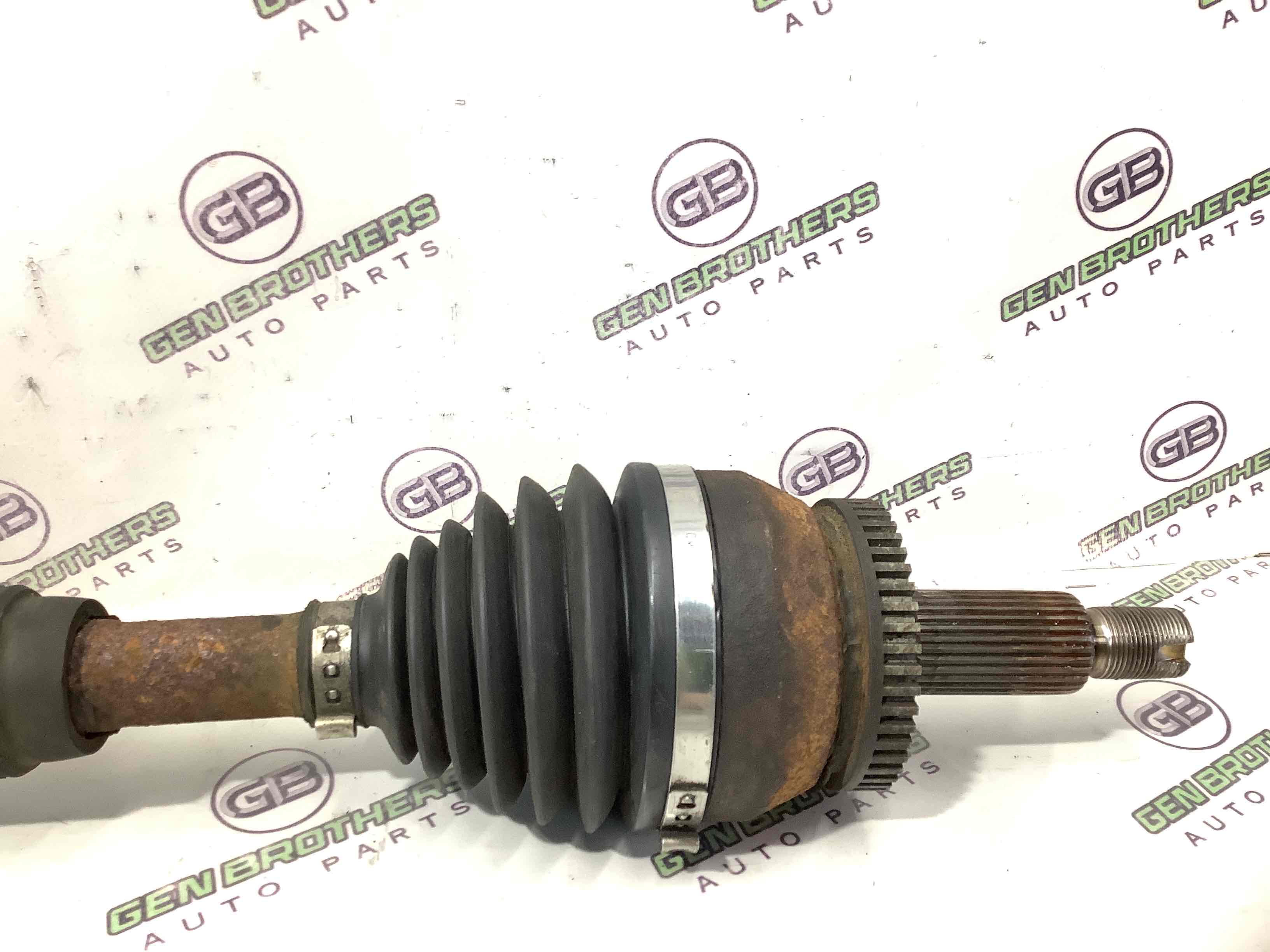 Полуось передняя правая приводной вал, ШРУС