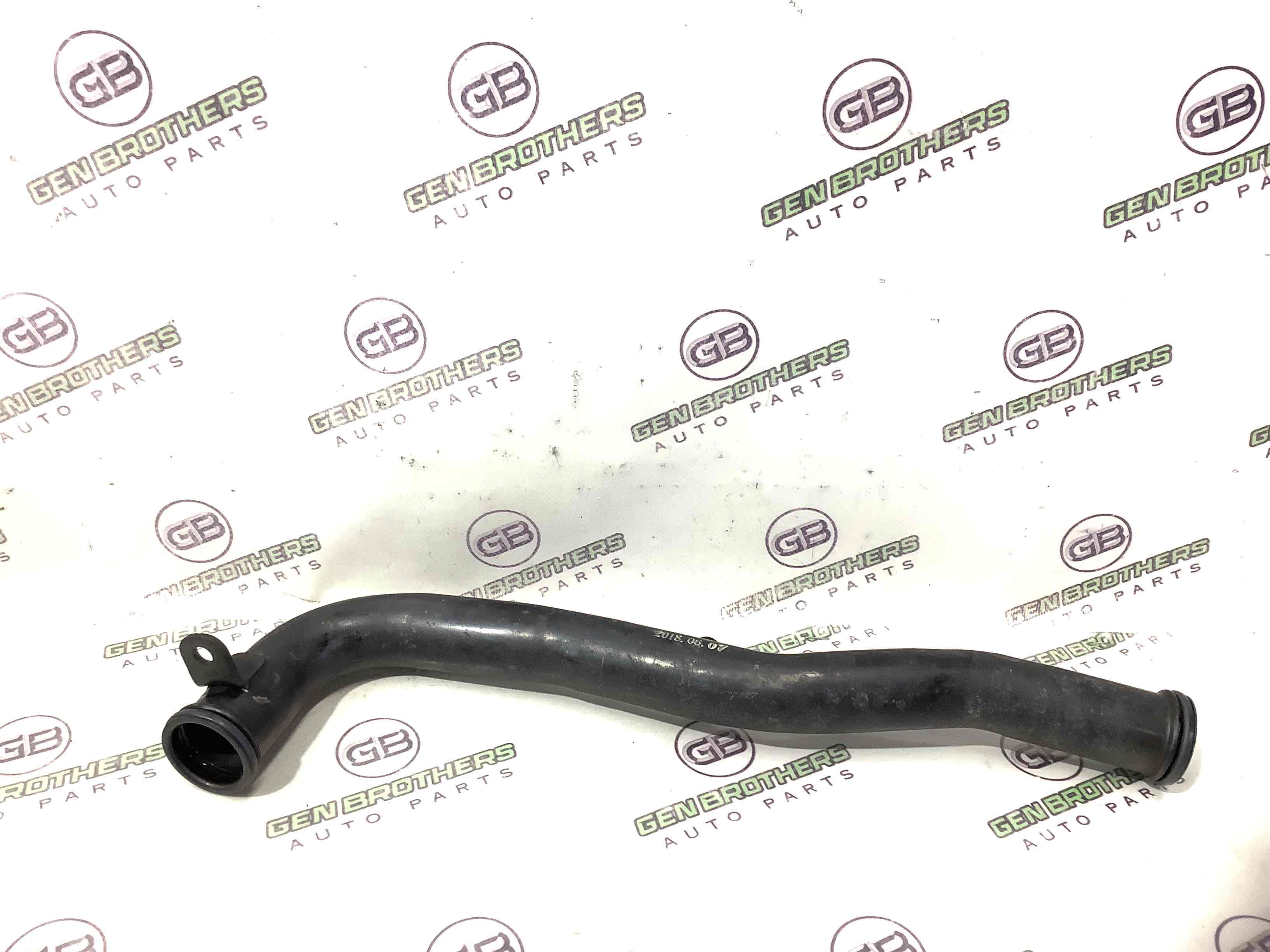 Патрубок трубопровод, шланг