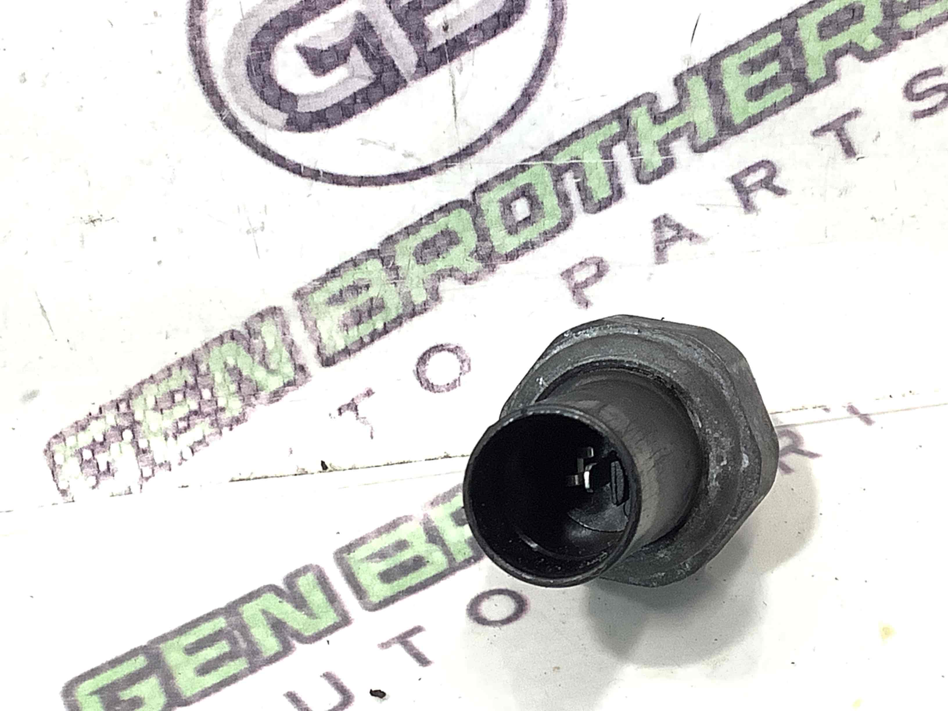 Датчик давления масла