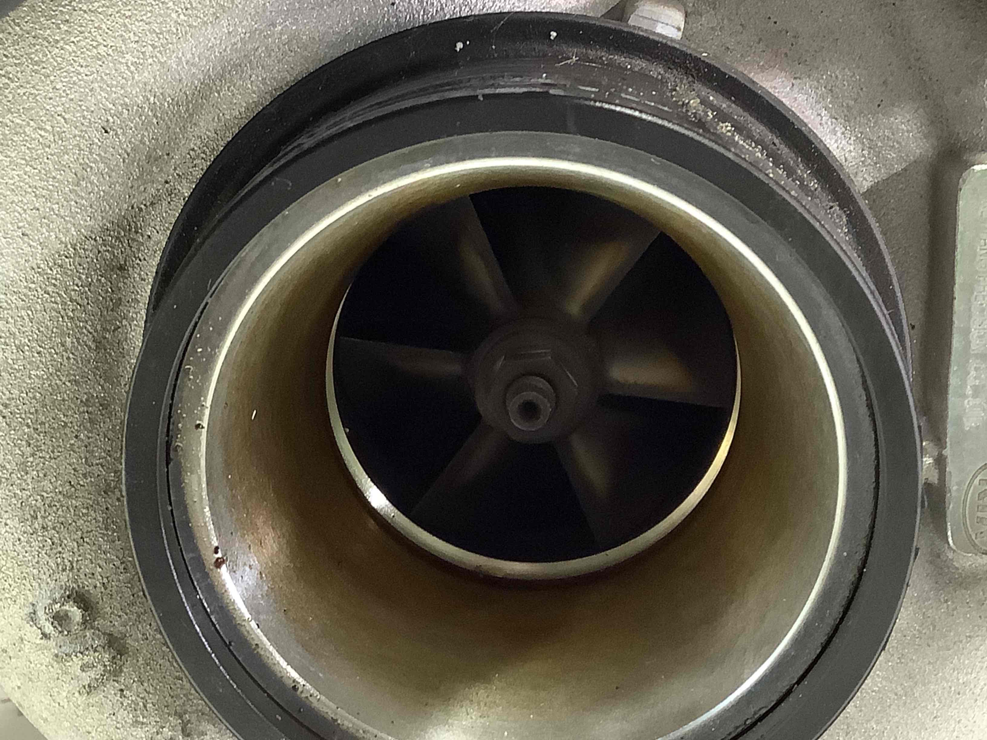 Турбина, компрессор наддува