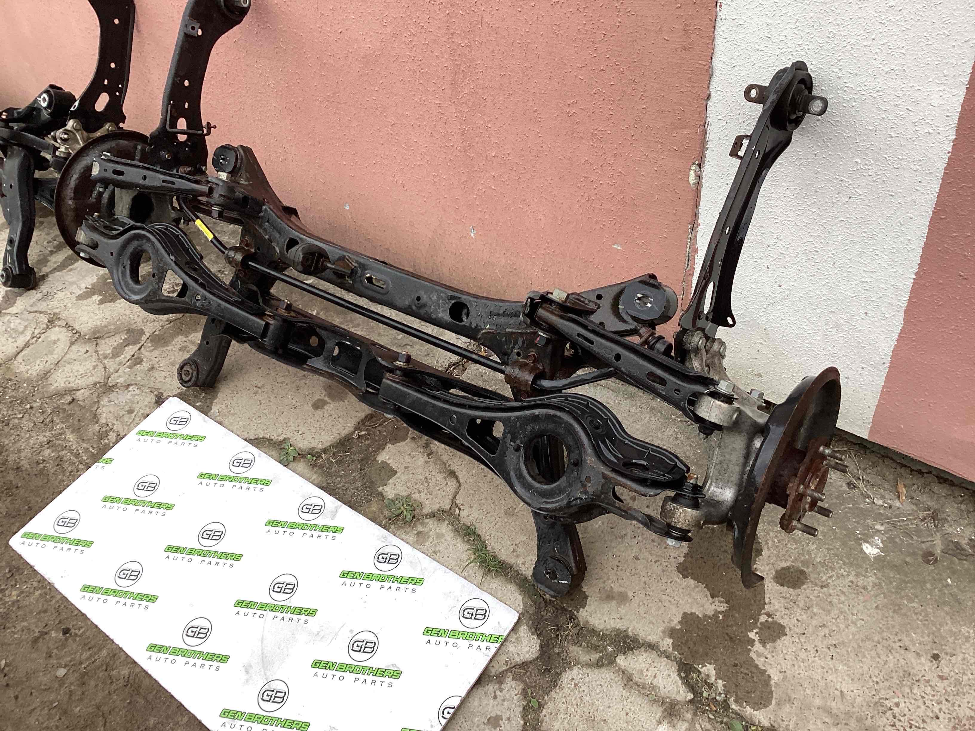 Балка подвески задняя подрамник