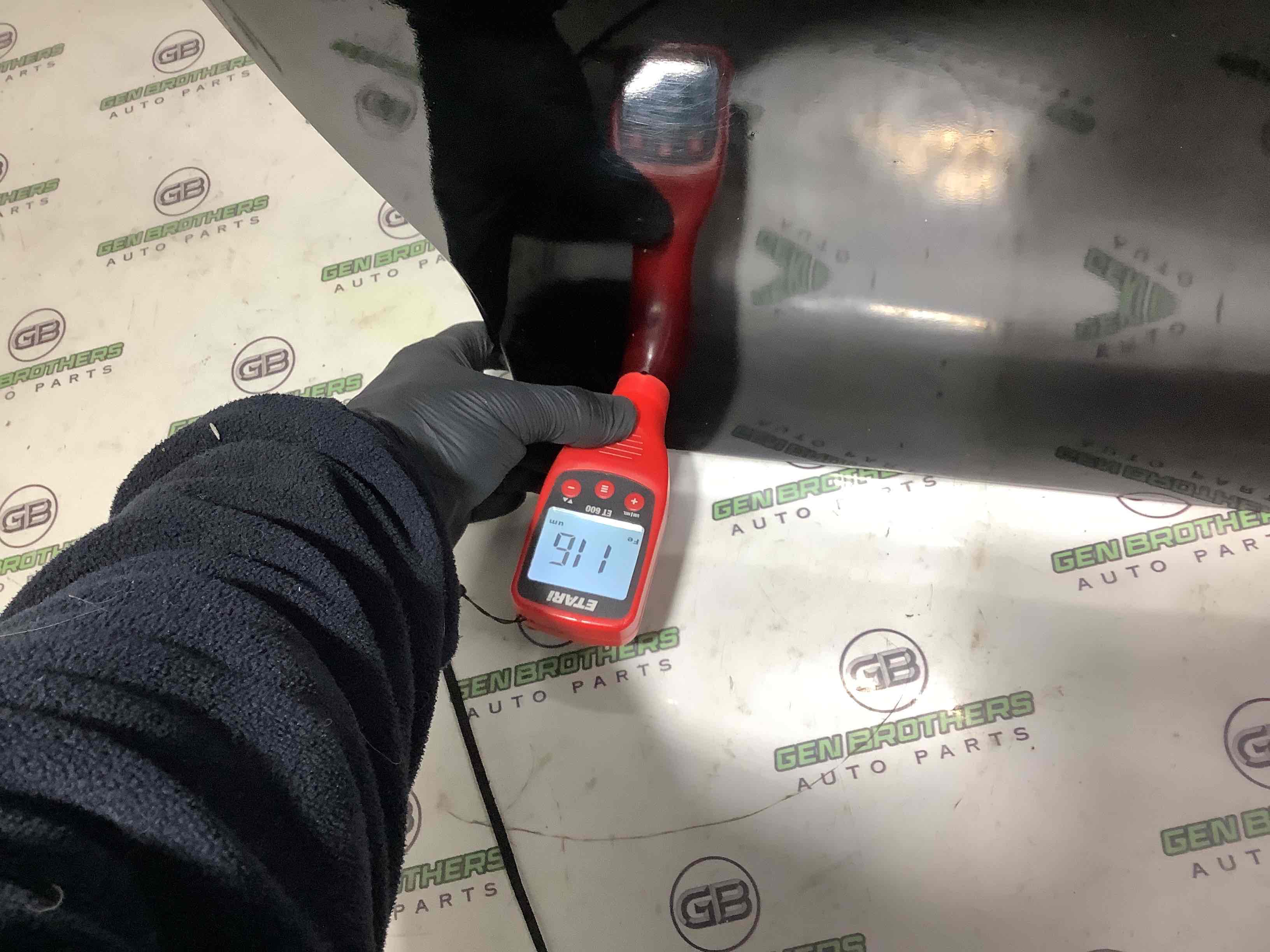 Дверь задняя левая