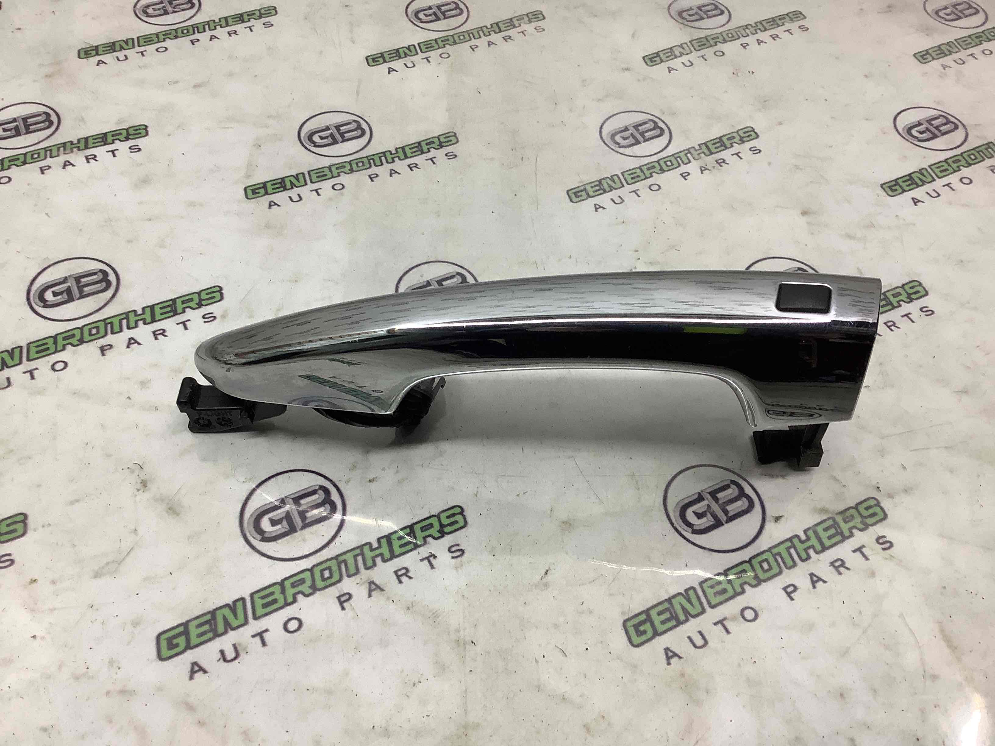 Ручка двері зовнішня