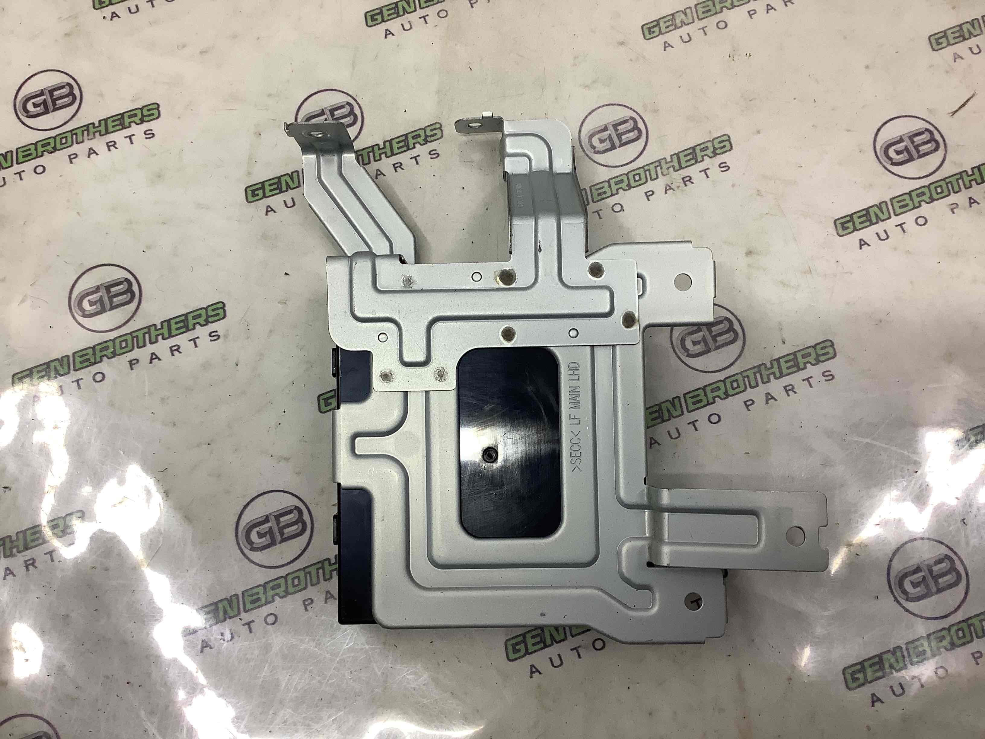 Блок керування безключовим доступом