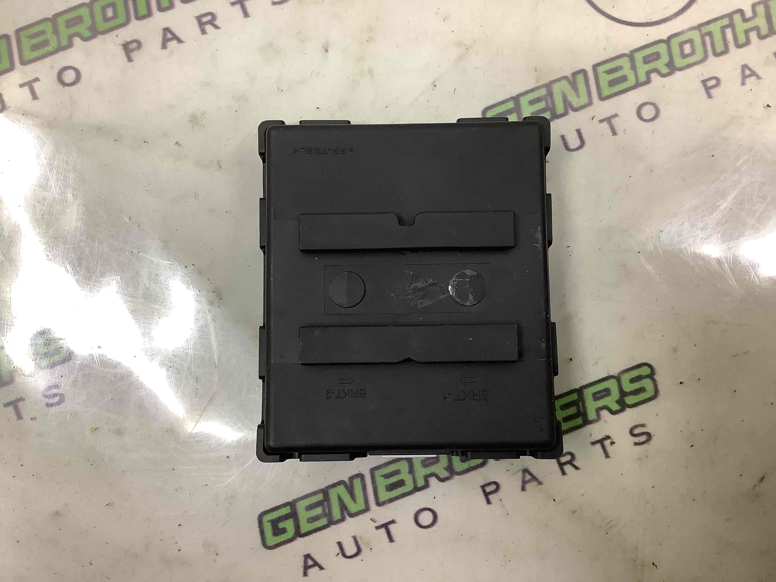 Блок контролю тиску шин