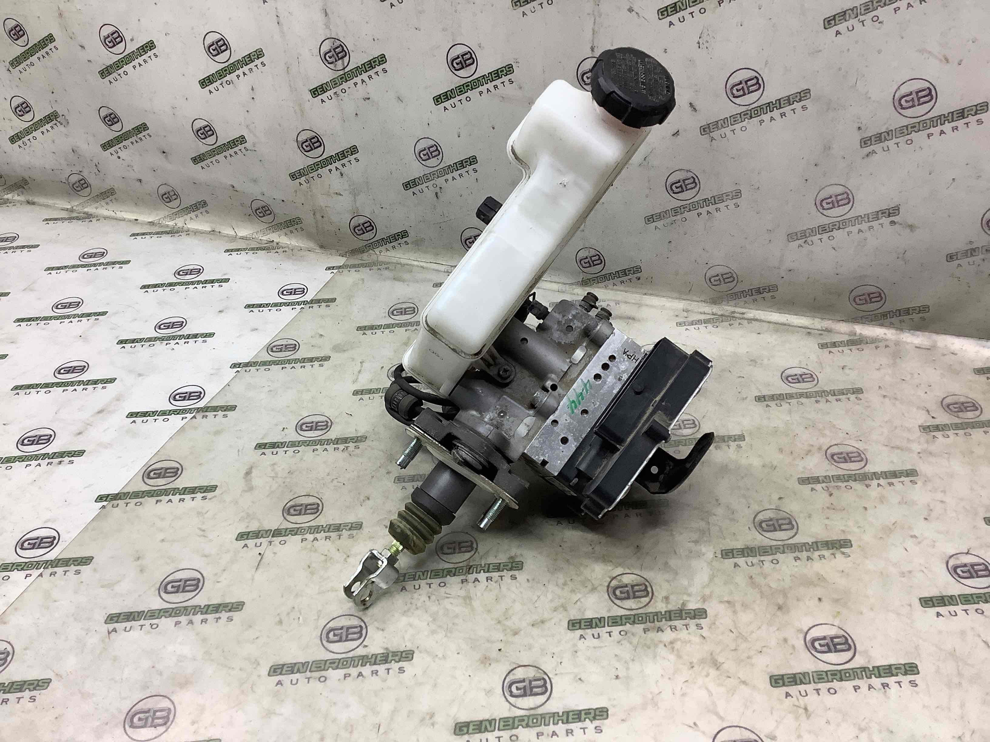 Циліндр гальмівний головний