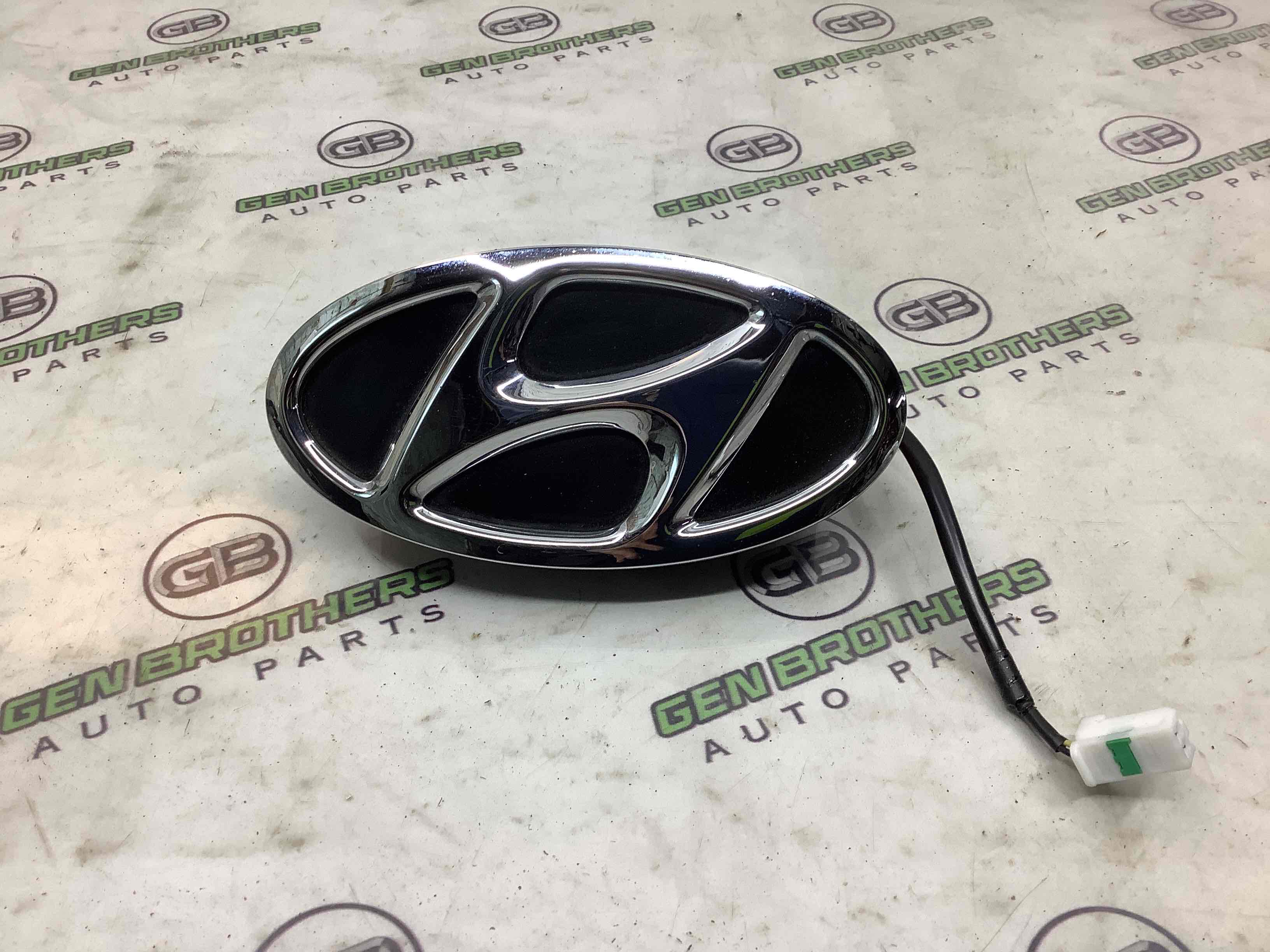 Ручка кришки багажника