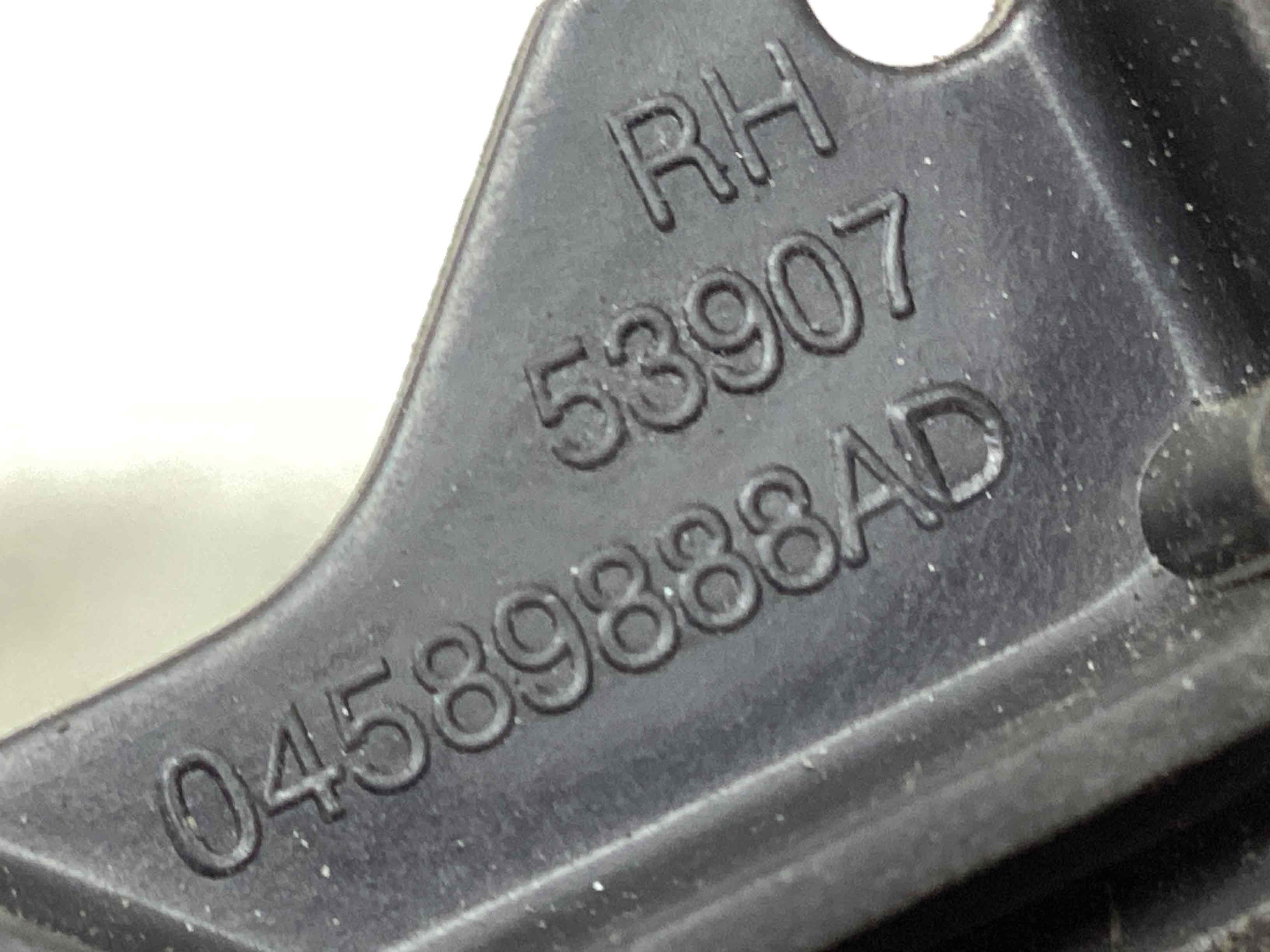 Кронштейн ручки дверей