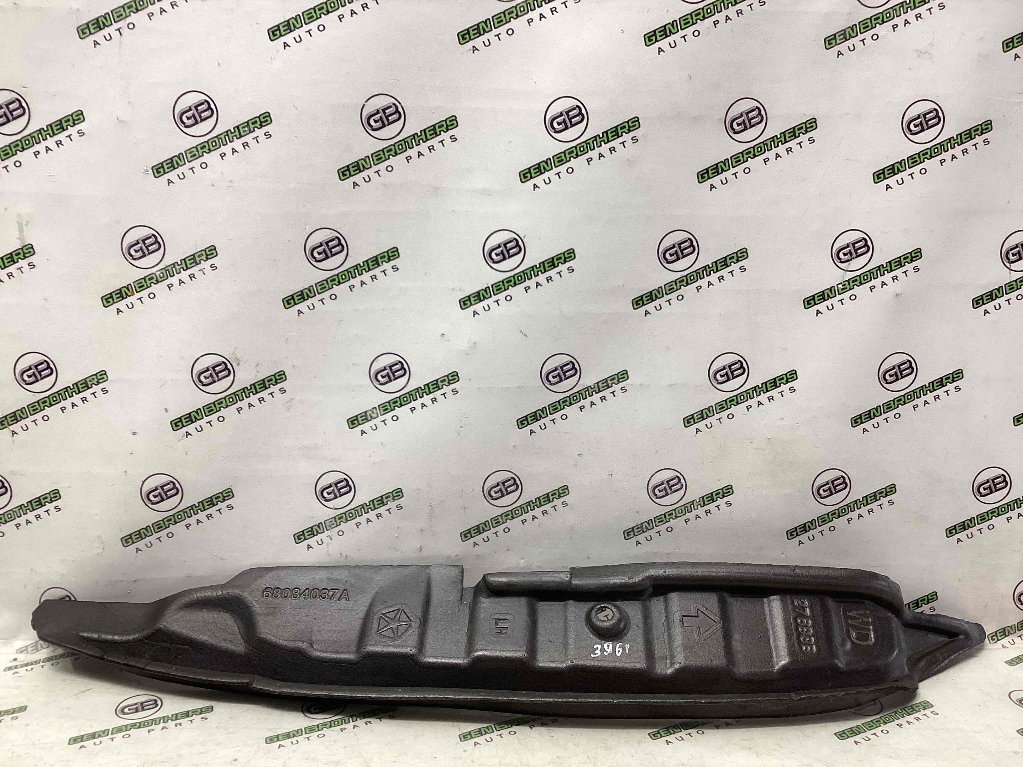 Изолятор крыла, уплотнитель и воздухопровод крыла