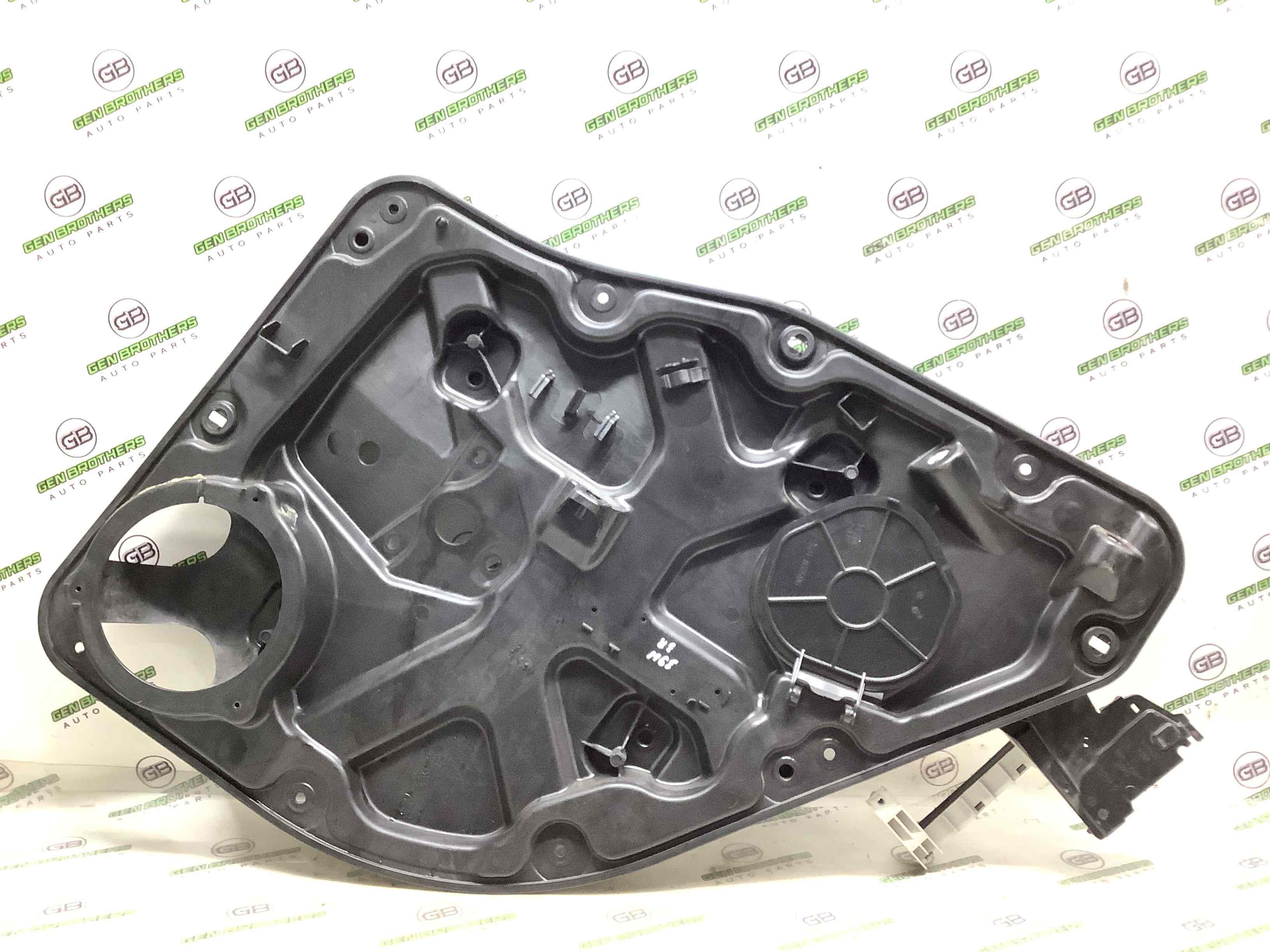 Обшивка дверей и карт