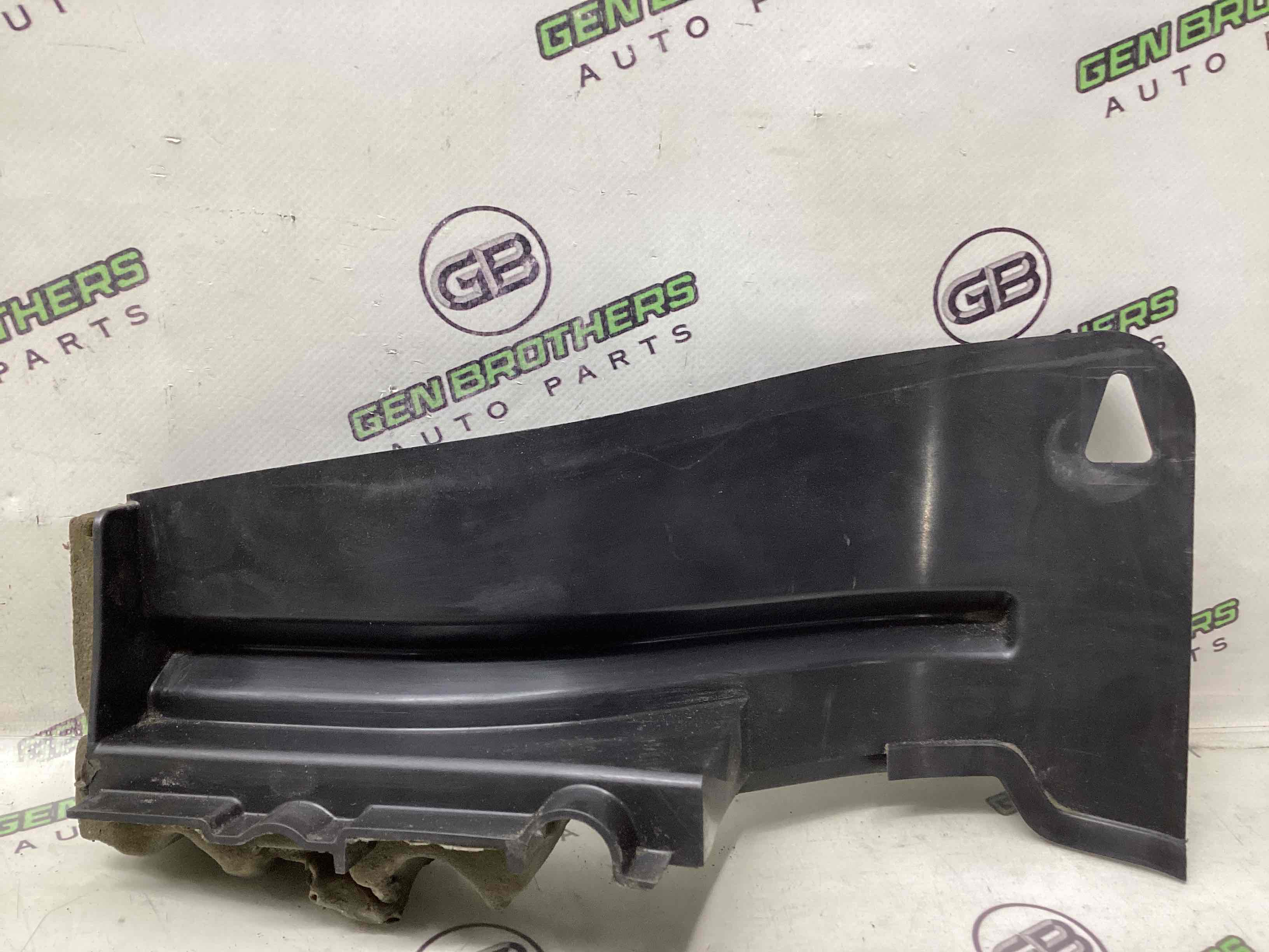 Решетка дворников пластик