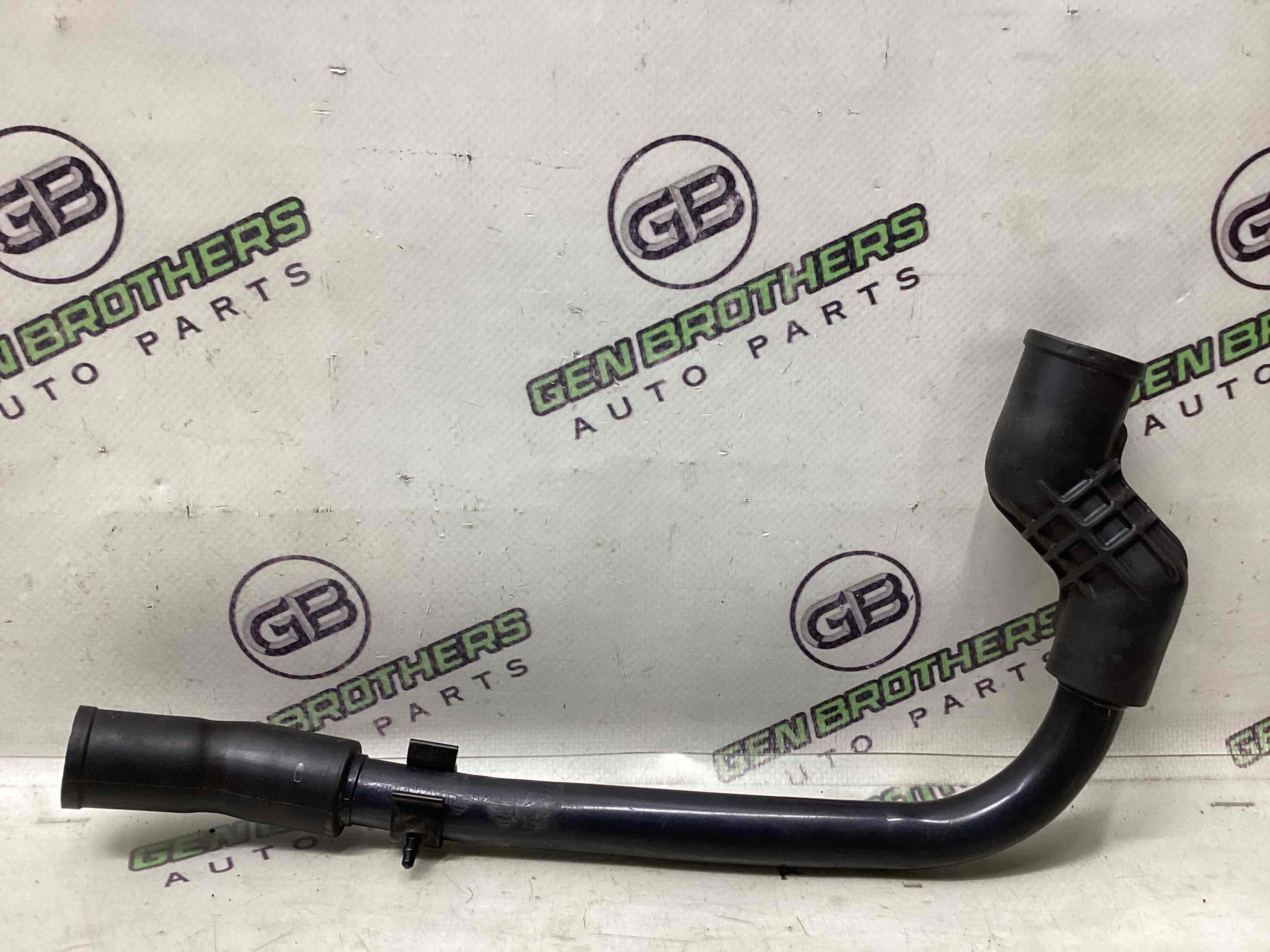 Патрубок трубопровод, шланг