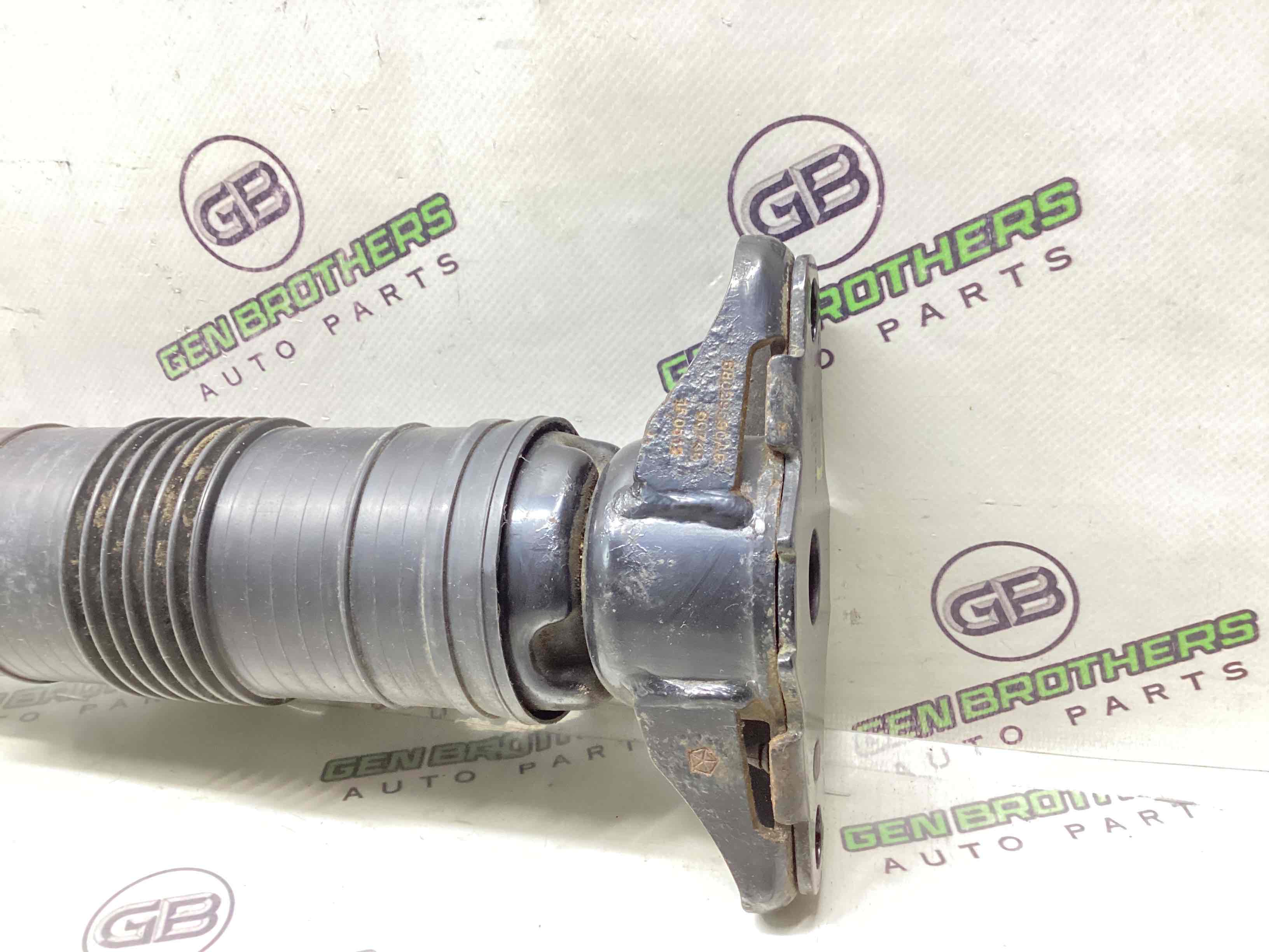 Амортизатор задний правый