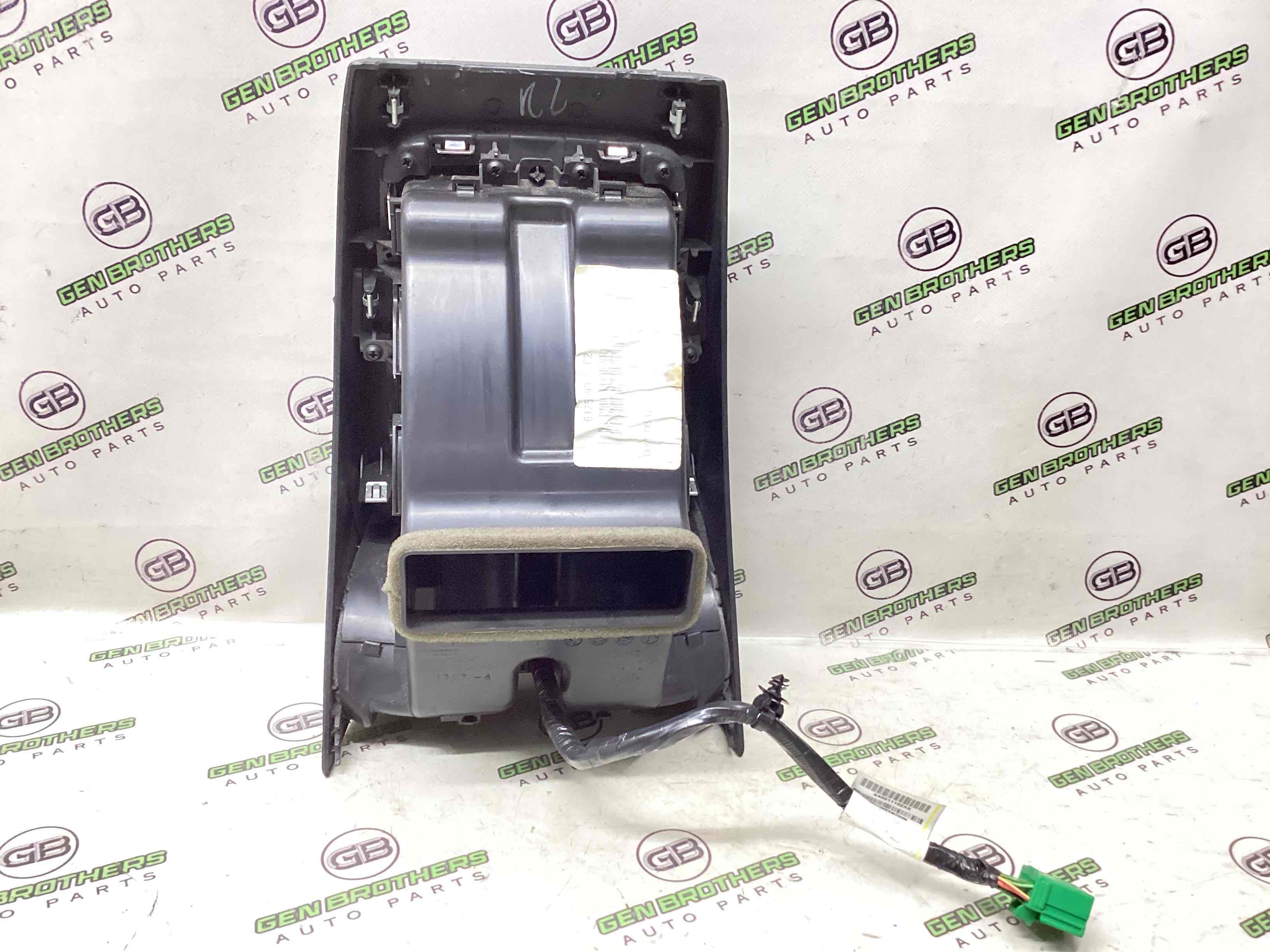 Дефлектор обдува салона