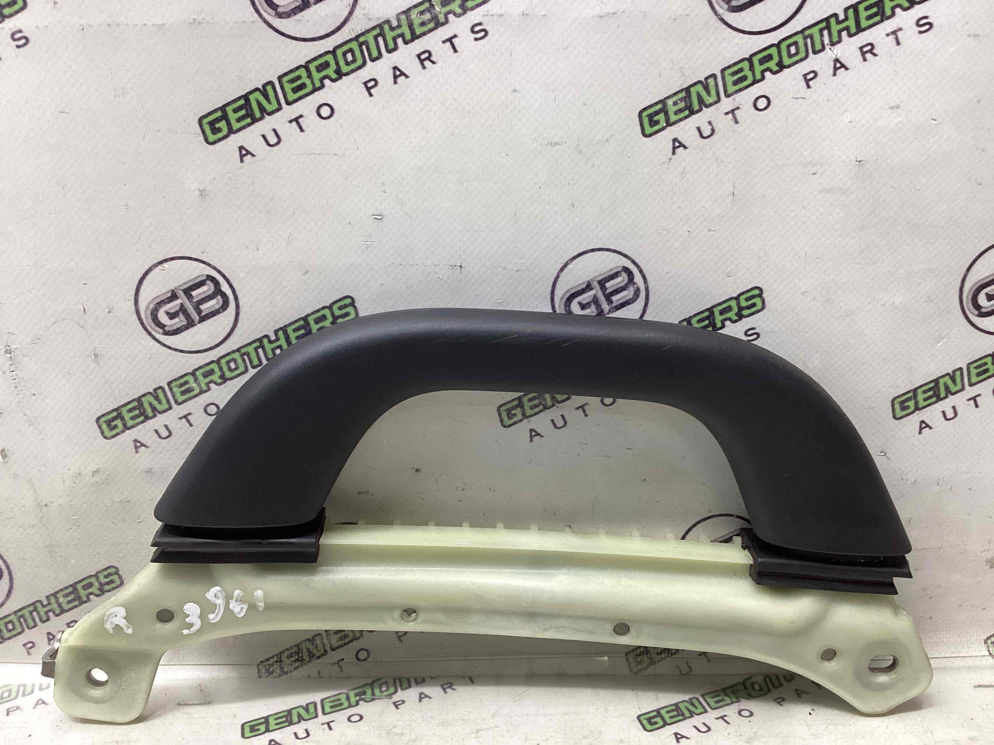 Ручка внутренняя потолочная