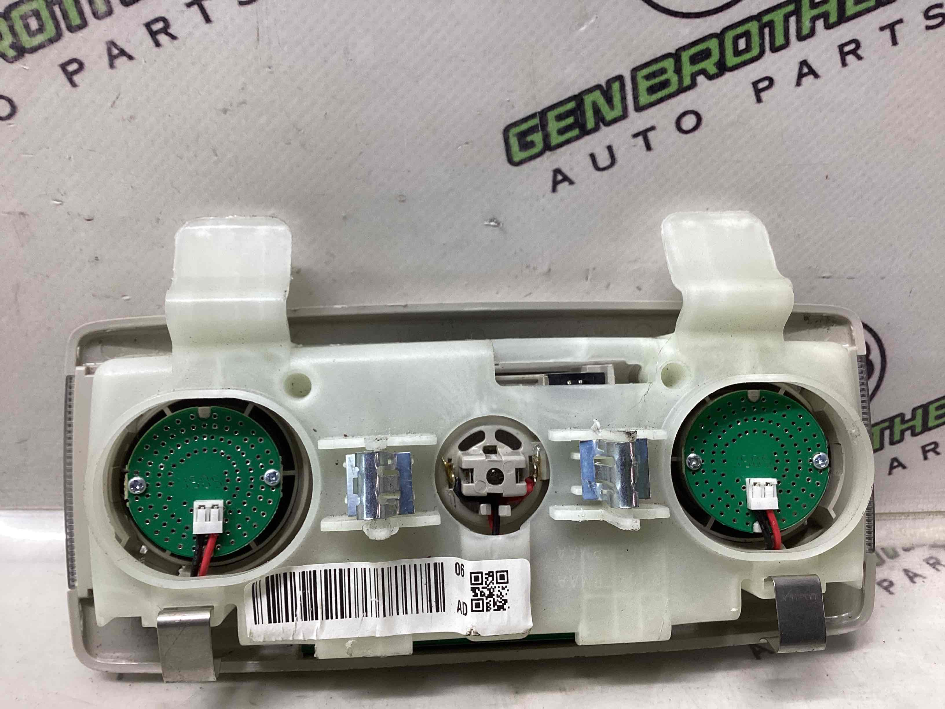 Фонарь салонный, плафон