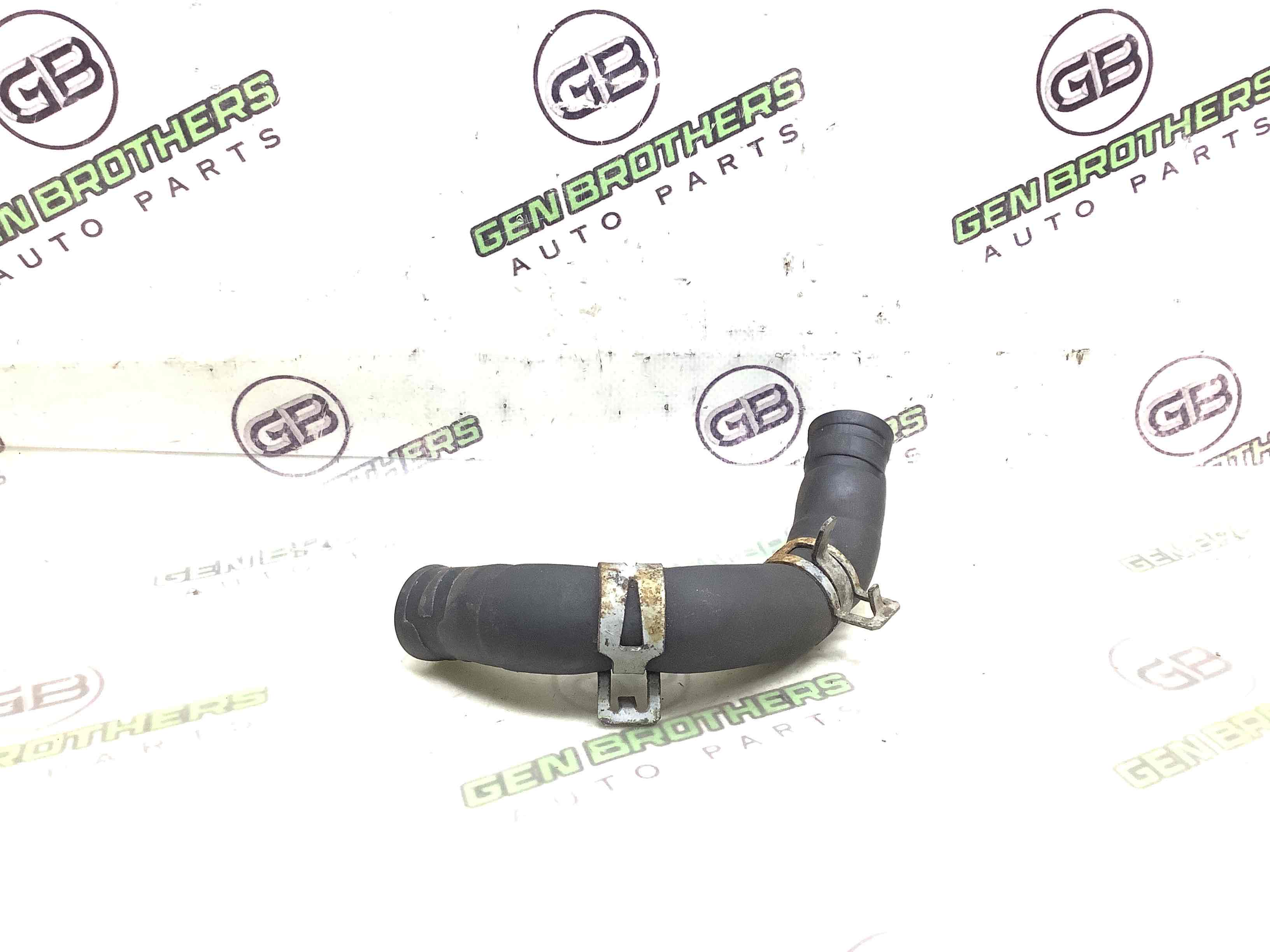 Патрубок трубопровод, шланг