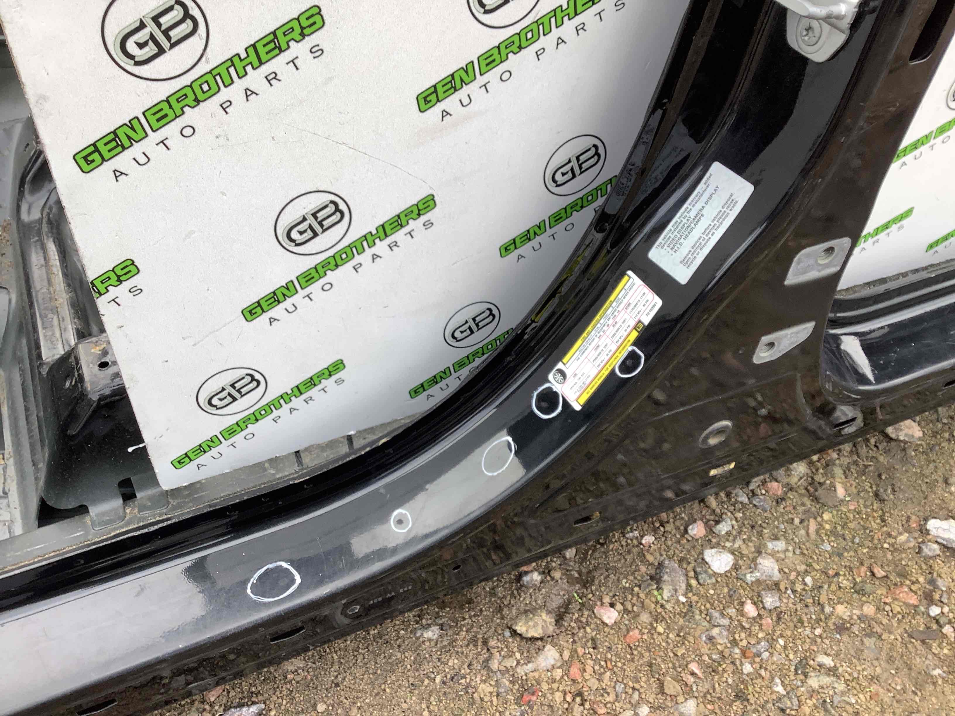 Стойки кузова и пороги