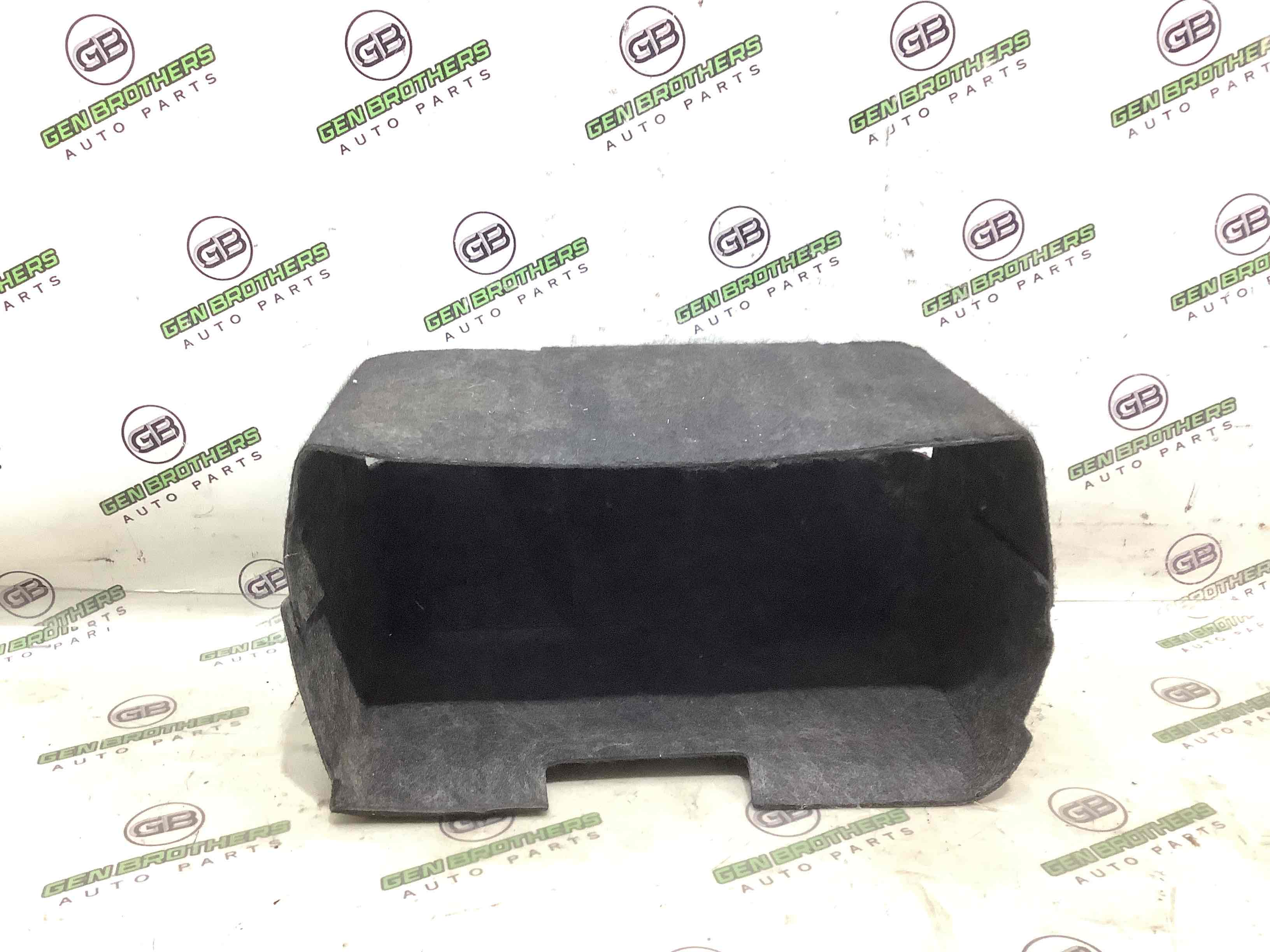 Полиця акумулятора, кришка, кріплення майданчик АКБ