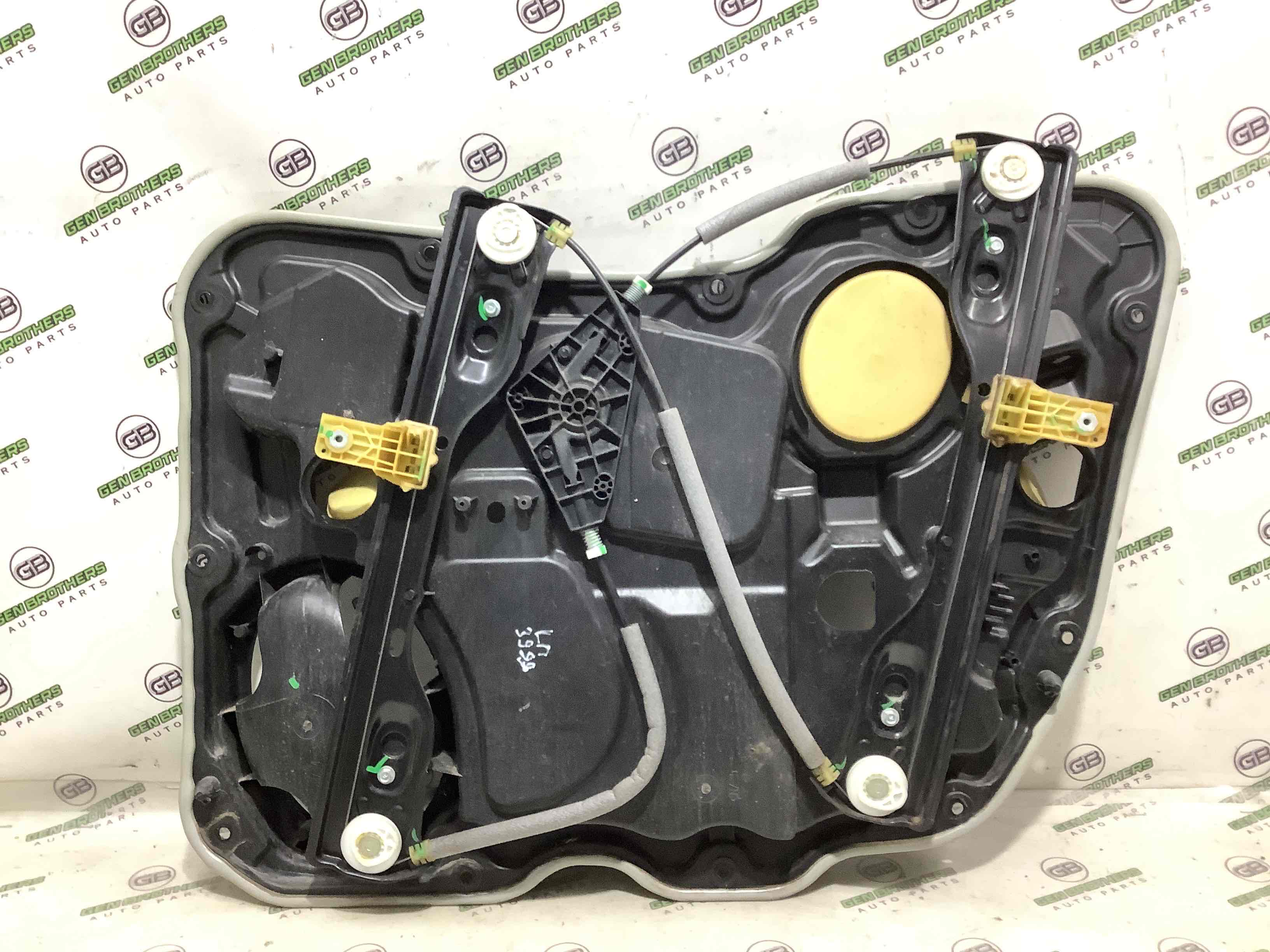 Склопідйомник передній лівий