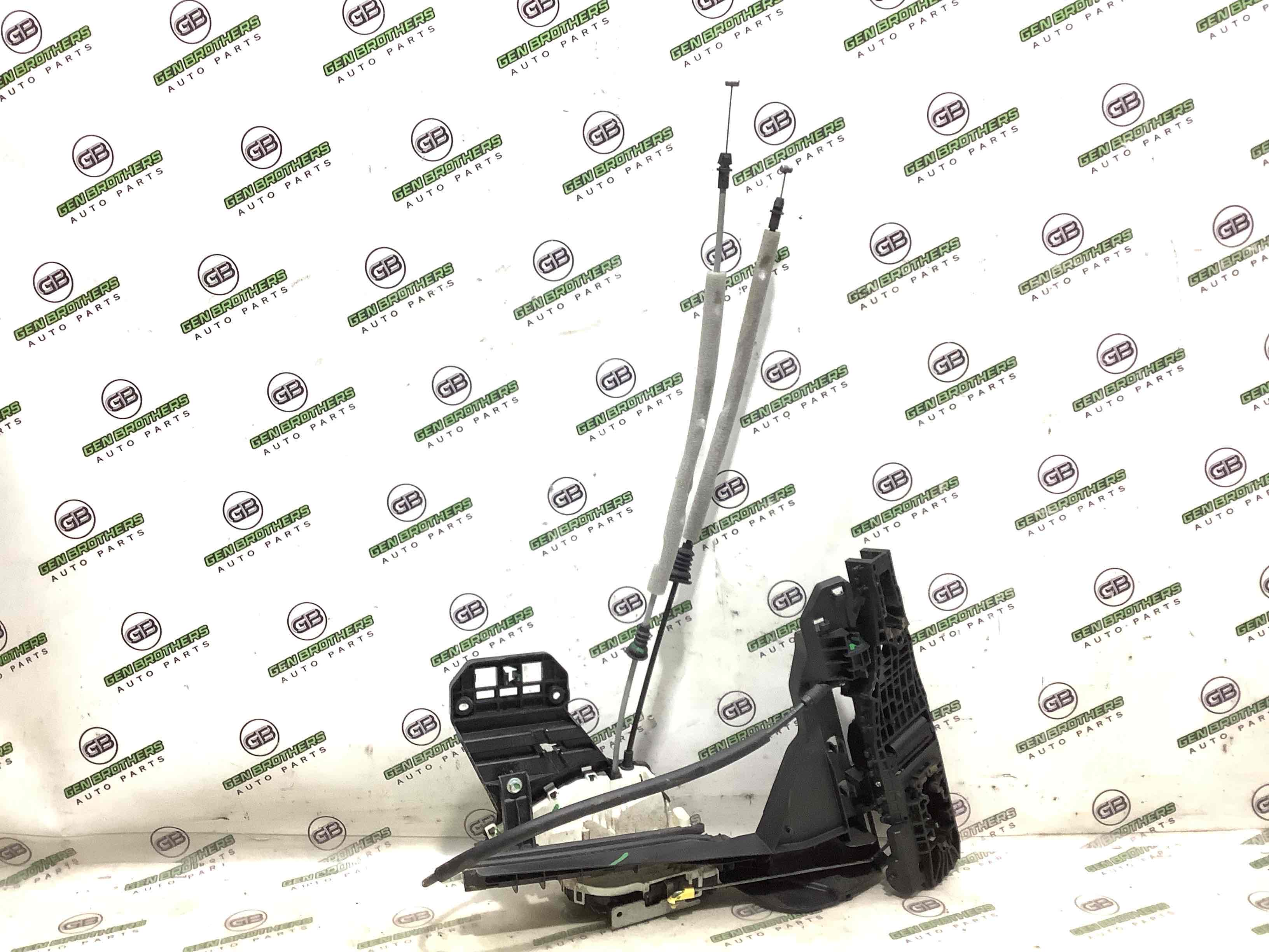 Замок дверей передньої лівої