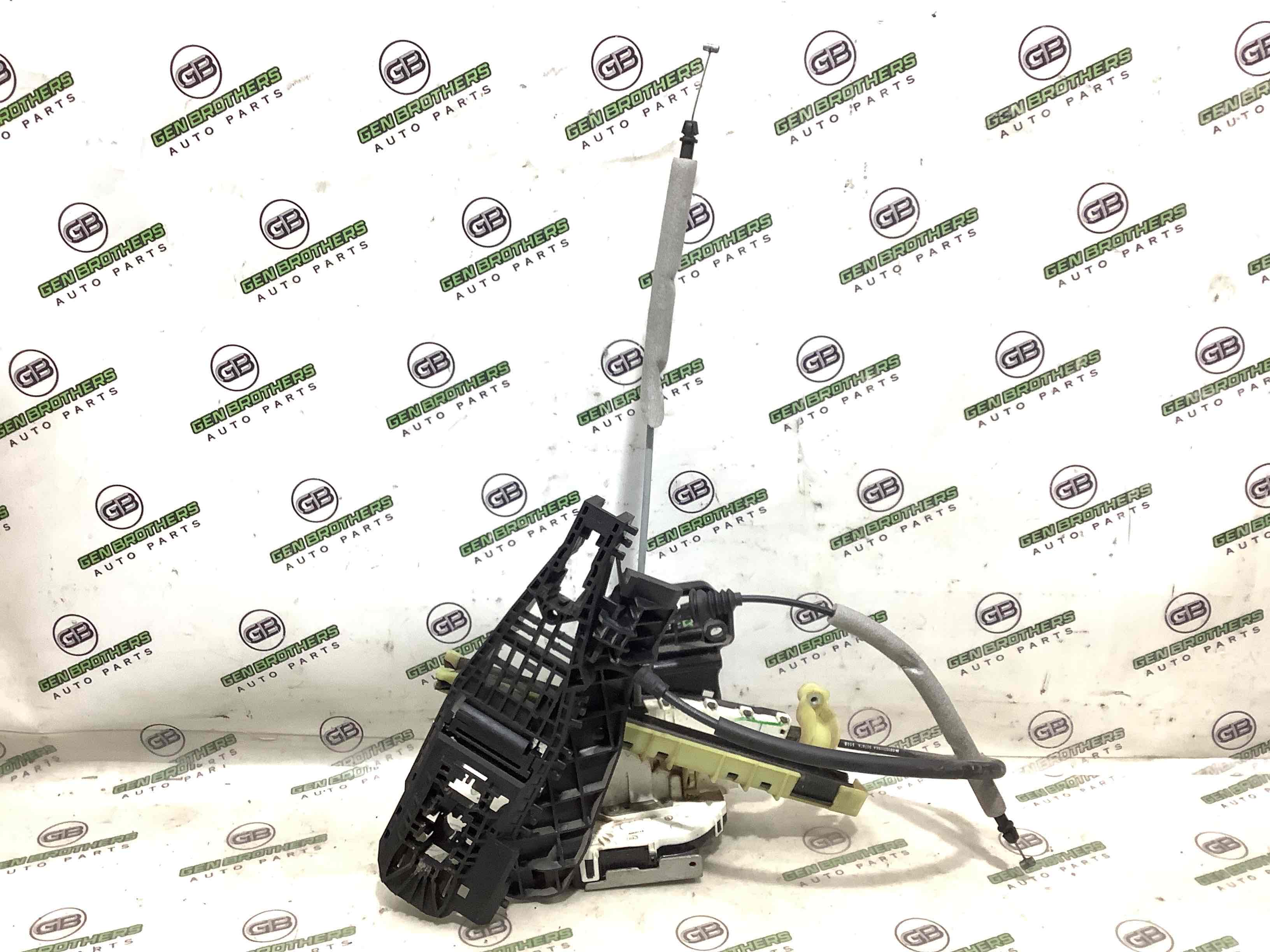 Замок дверей задньої правої