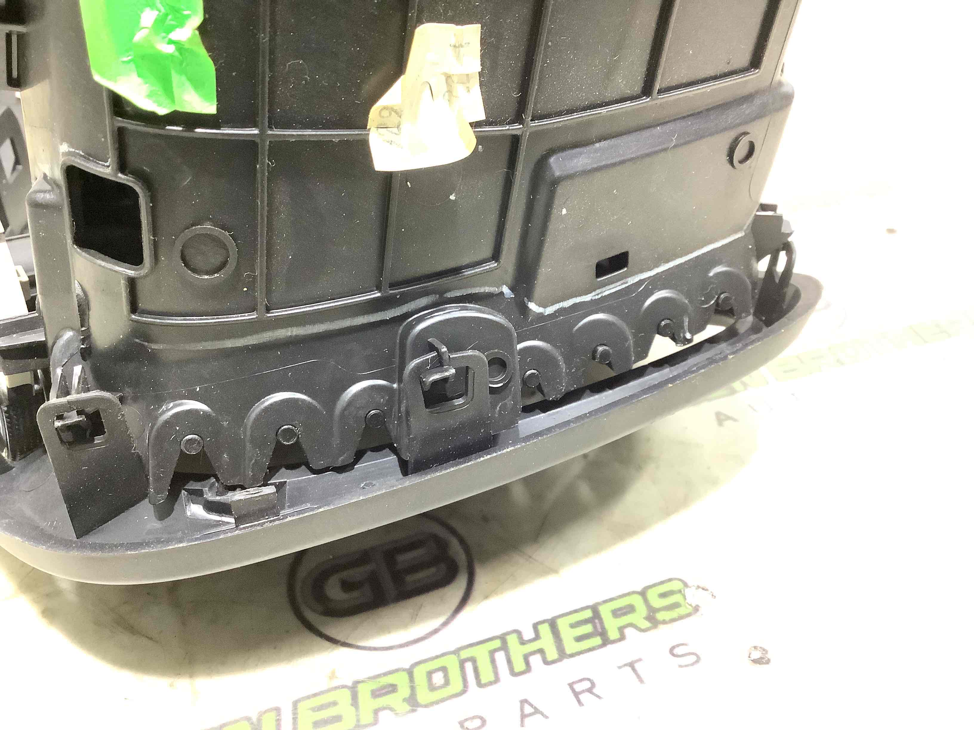 Рамка магнітоли