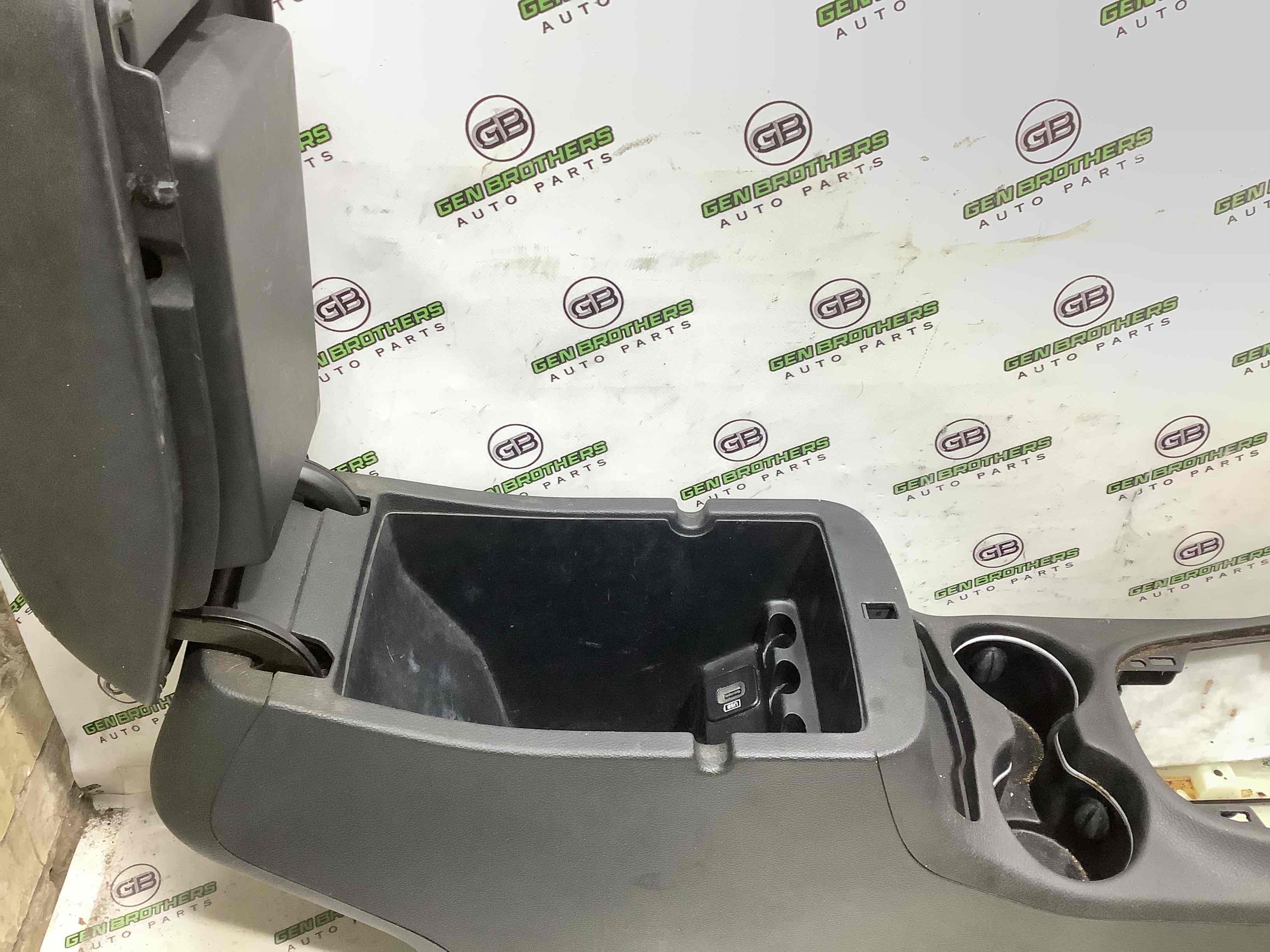 Підлокітник