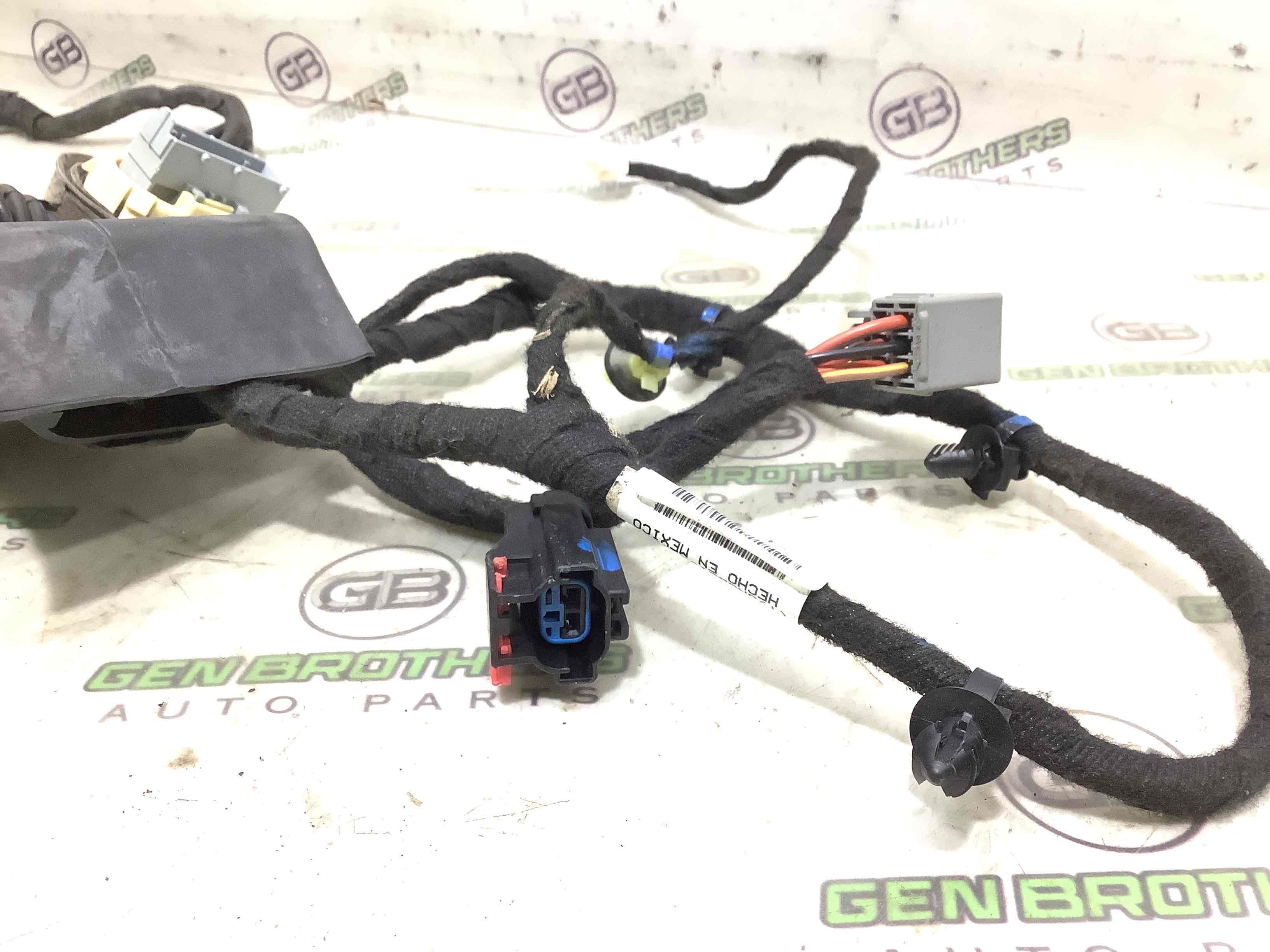 Електропроводка дверей, кришки багажника коса