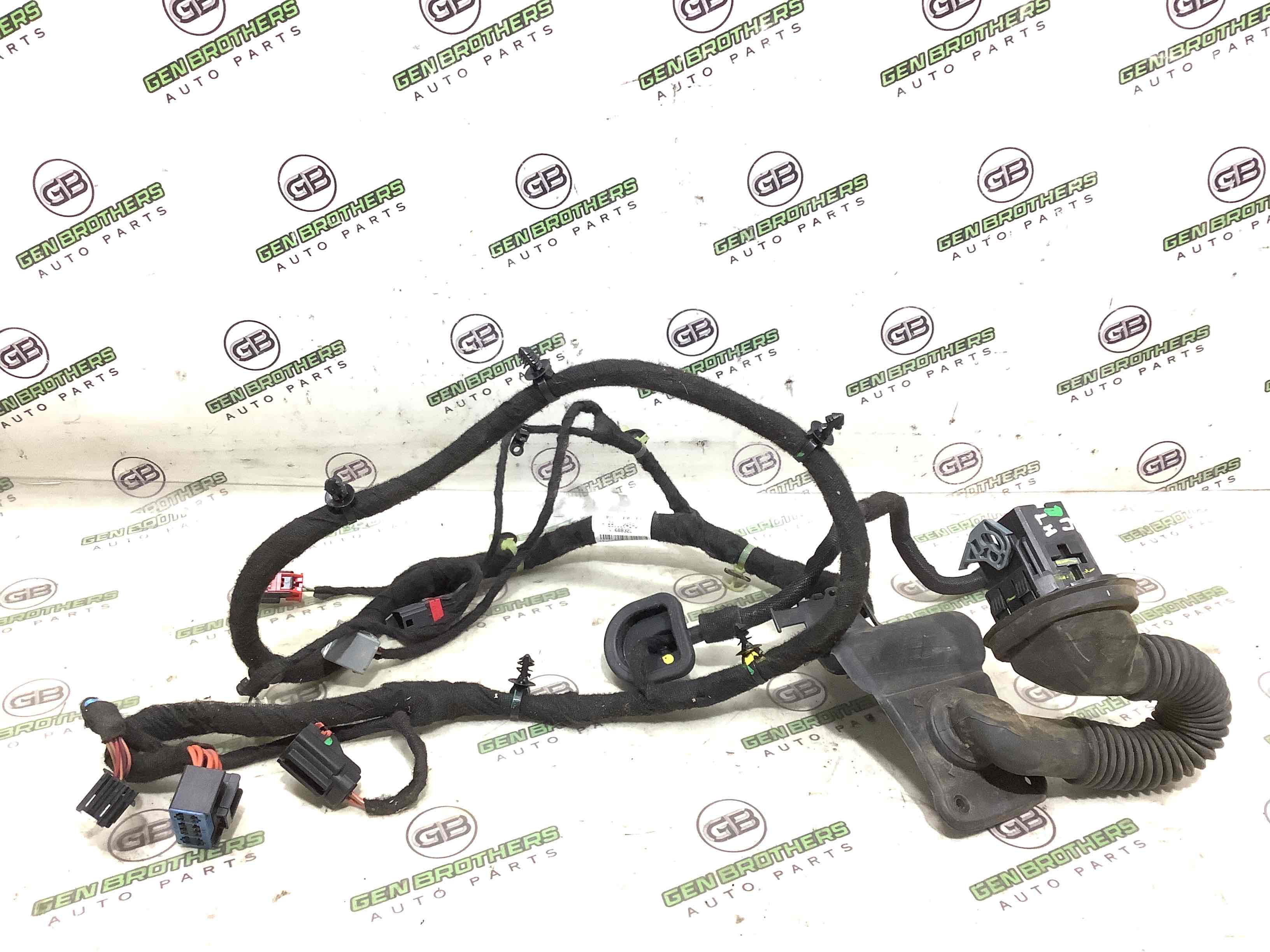 Електропроводка дверей, кришки багажника коса