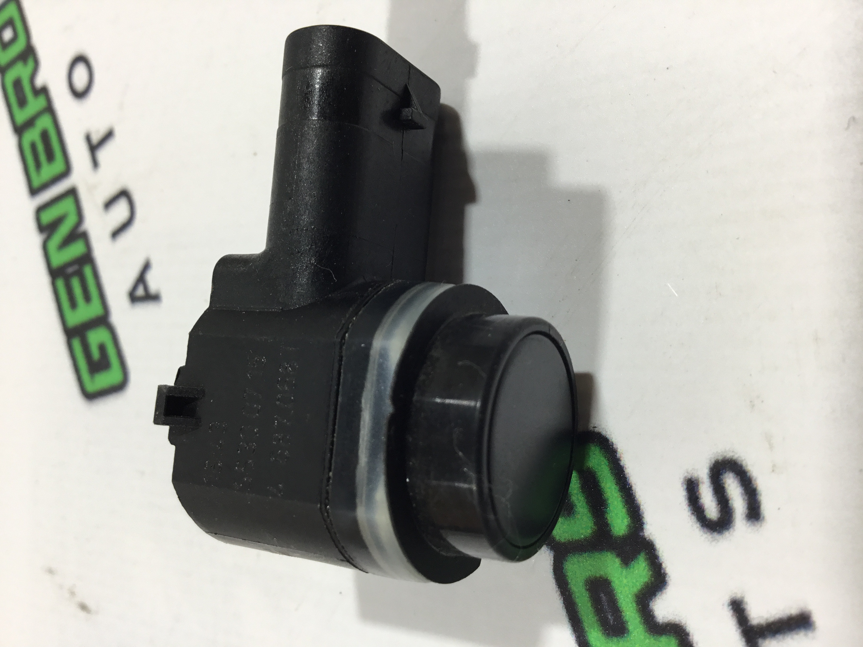 Парктронік, кріплення, корпус