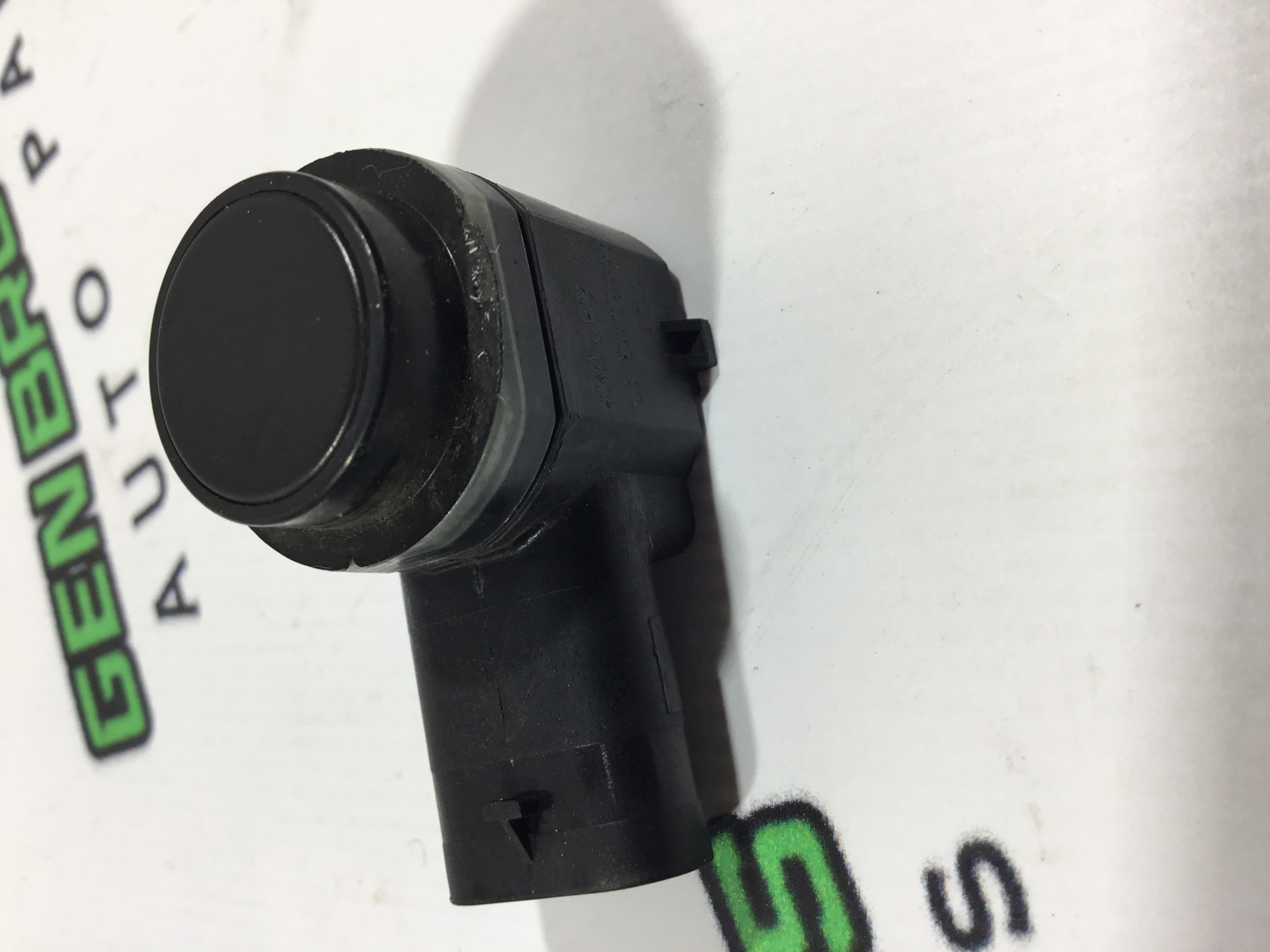 Парктронік, кріплення, корпус