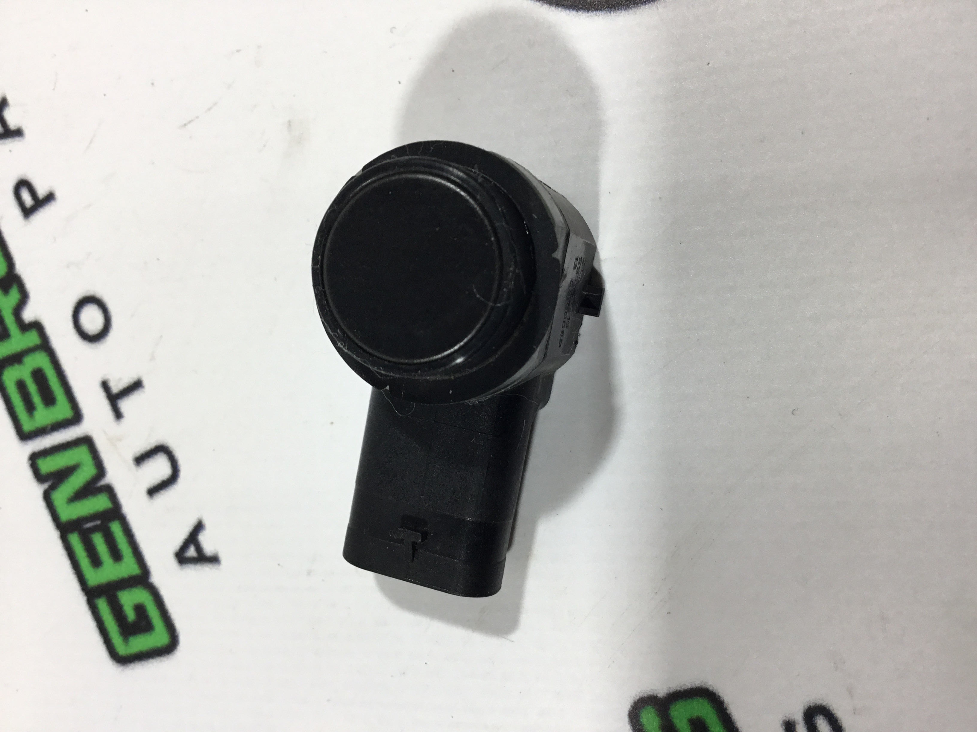 Парктронік, кріплення, корпус