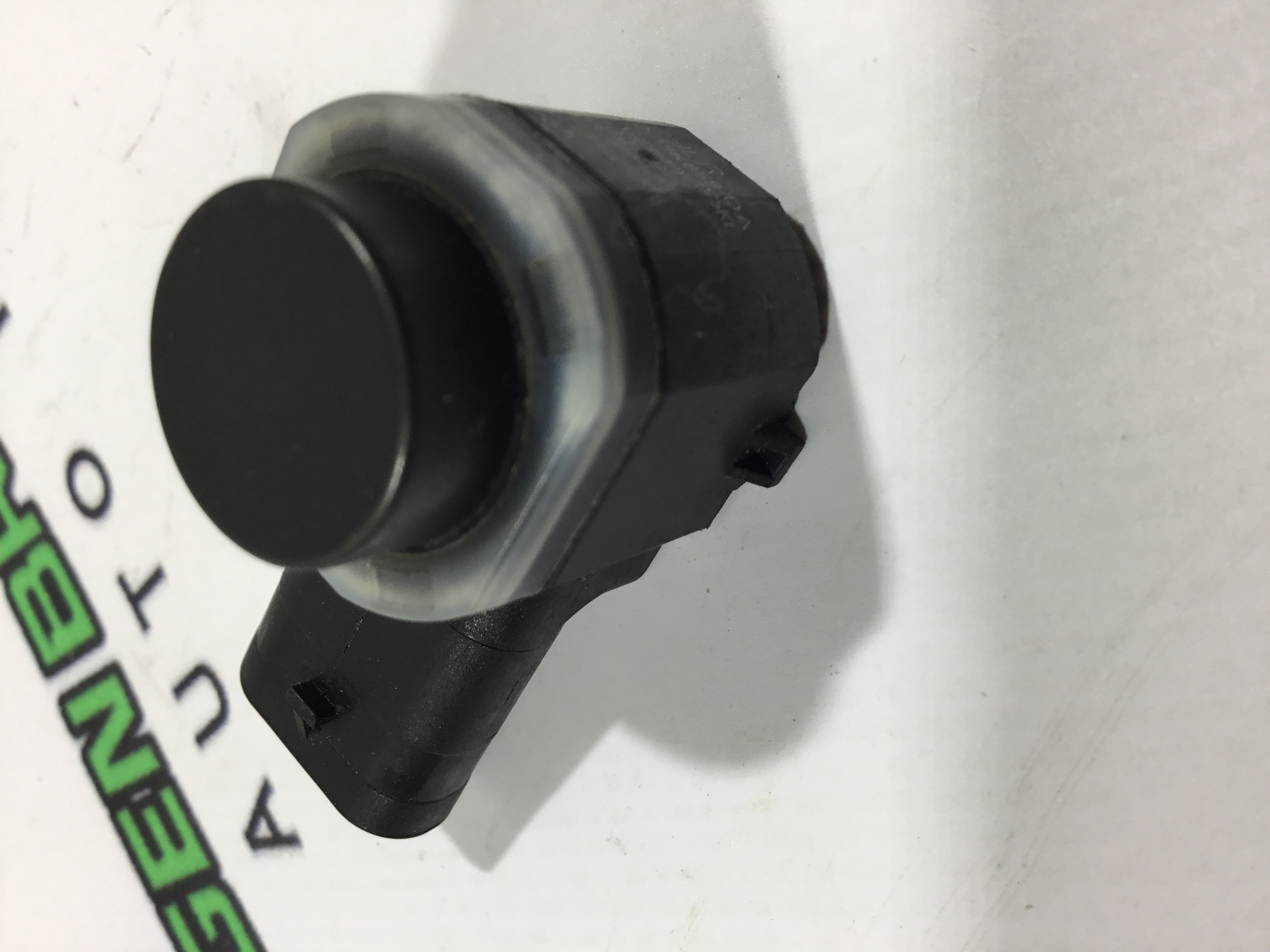 Парктронік, кріплення, корпус