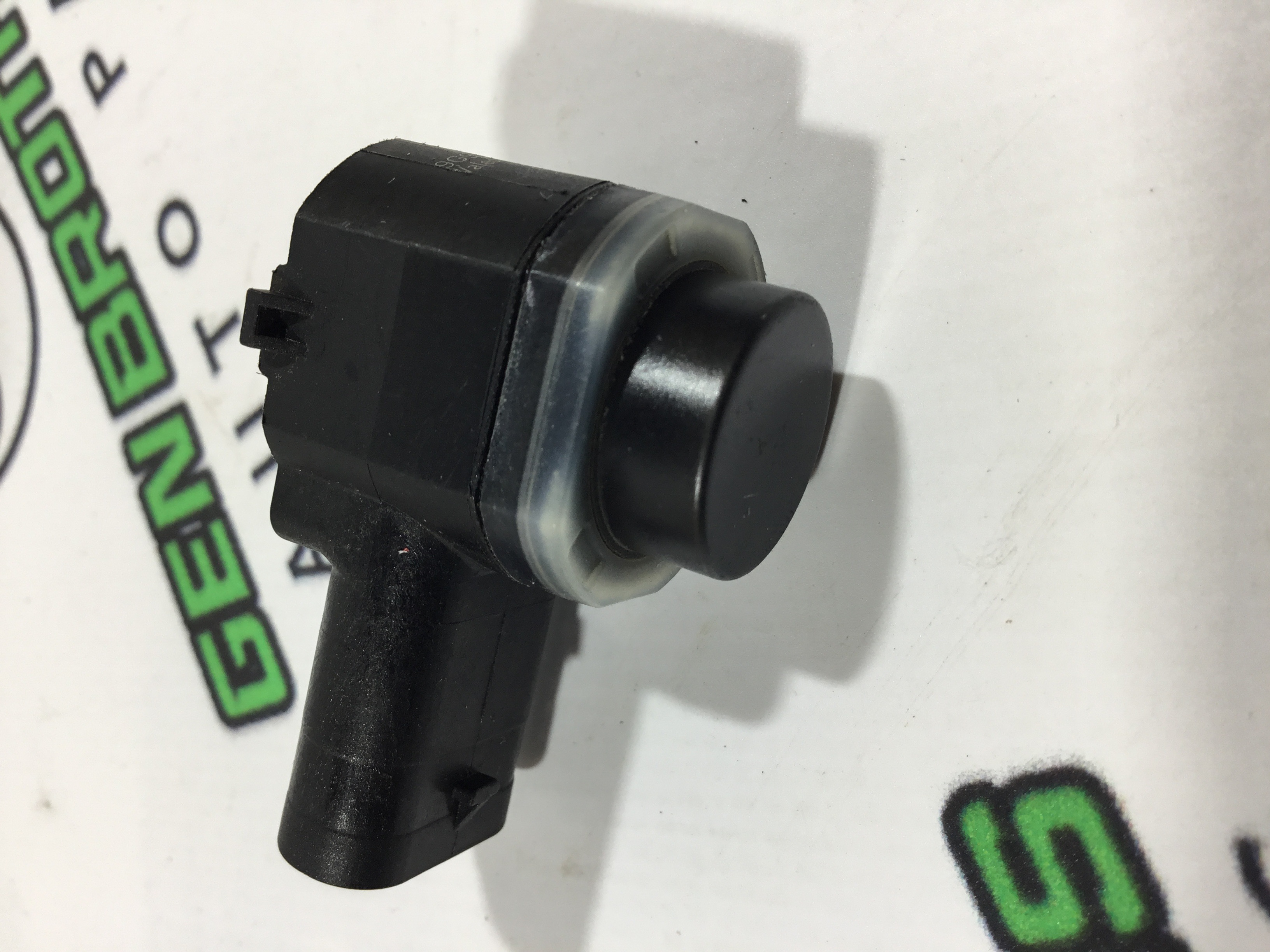 Парктронік, кріплення, корпус