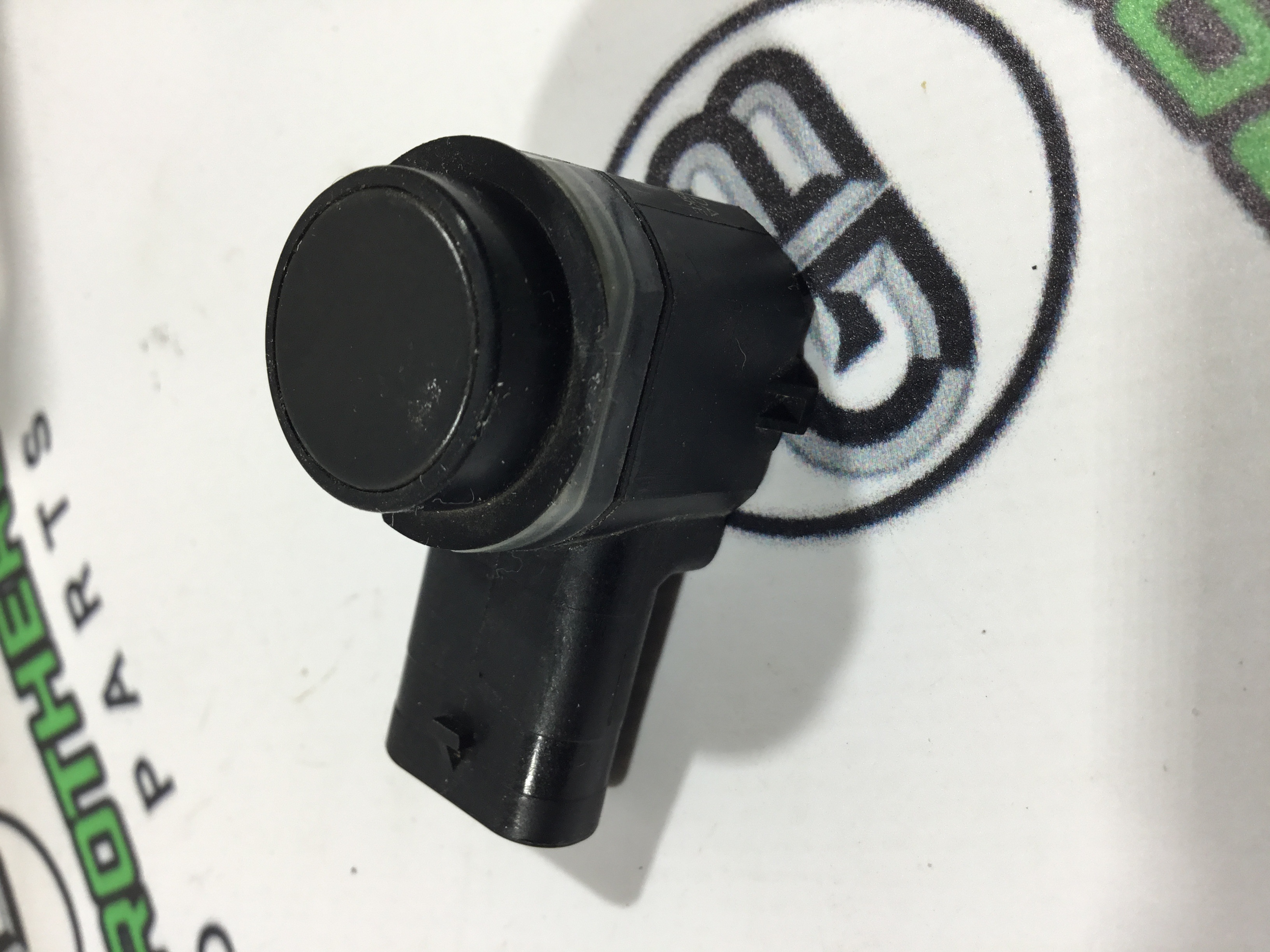 Парктронік, кріплення, корпус