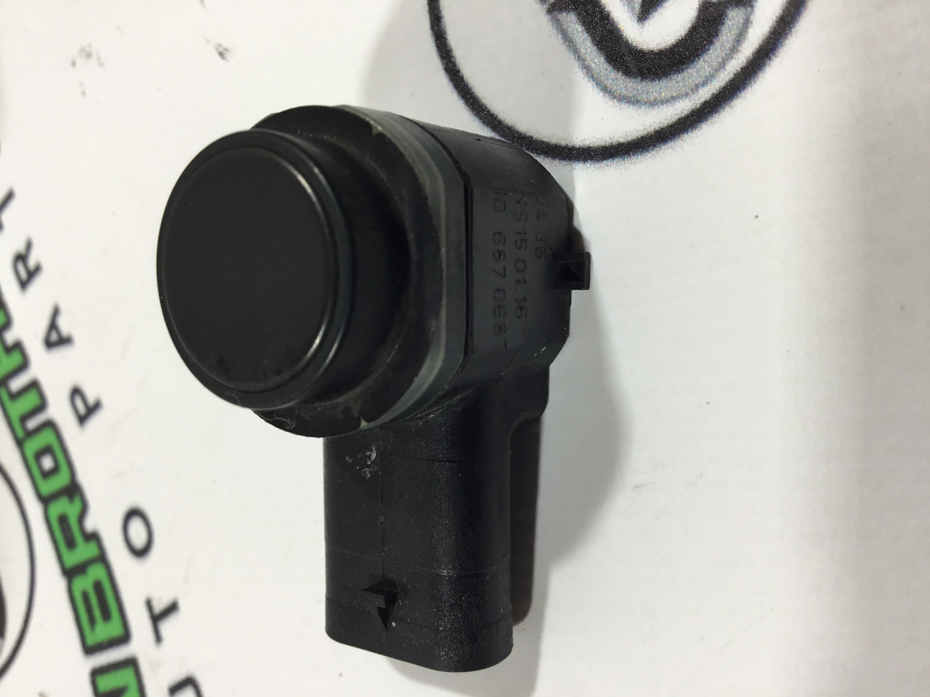 Парктронік, кріплення, корпус