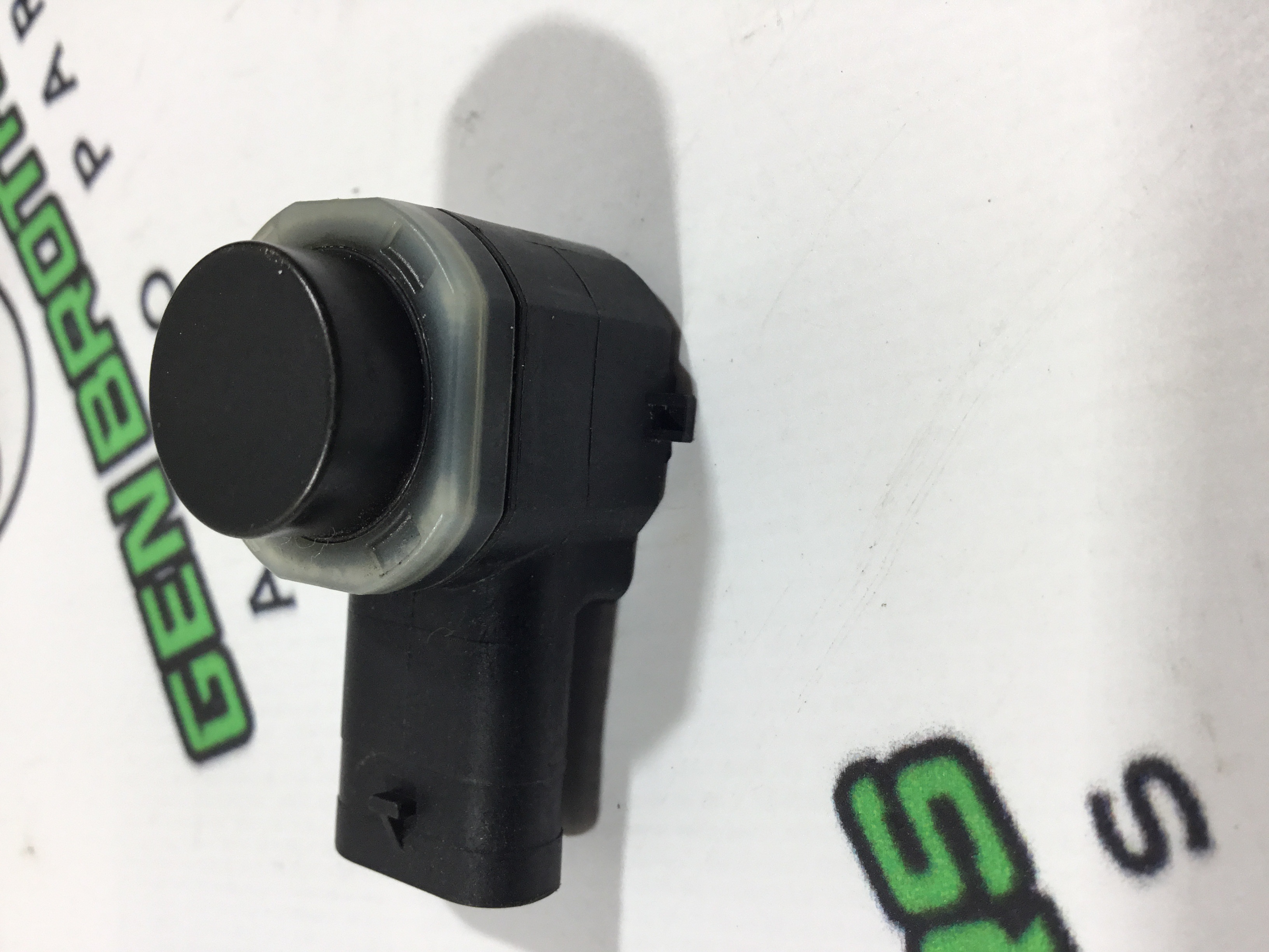 Парктронік, кріплення, корпус