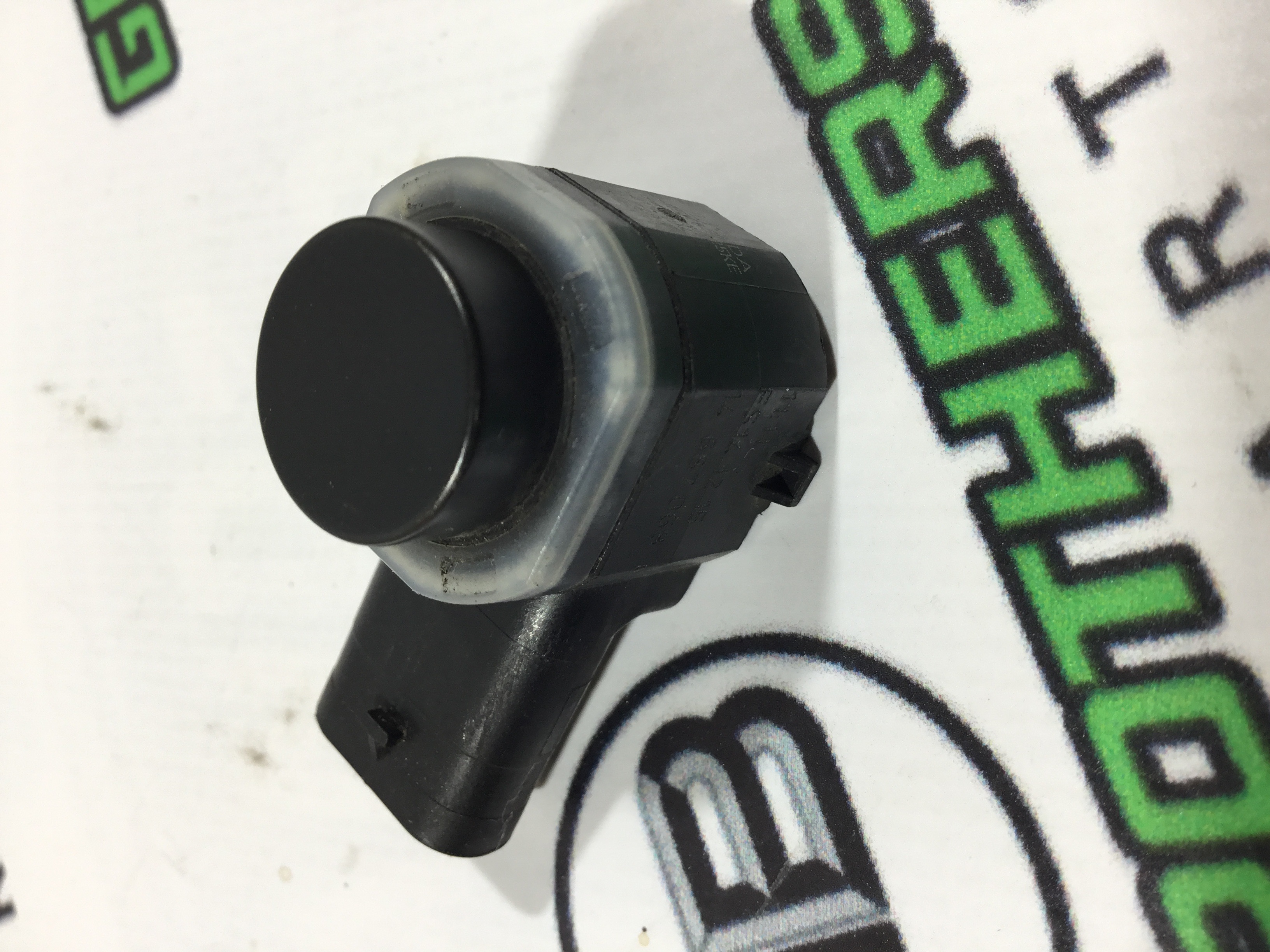 Парктронік, кріплення, корпус