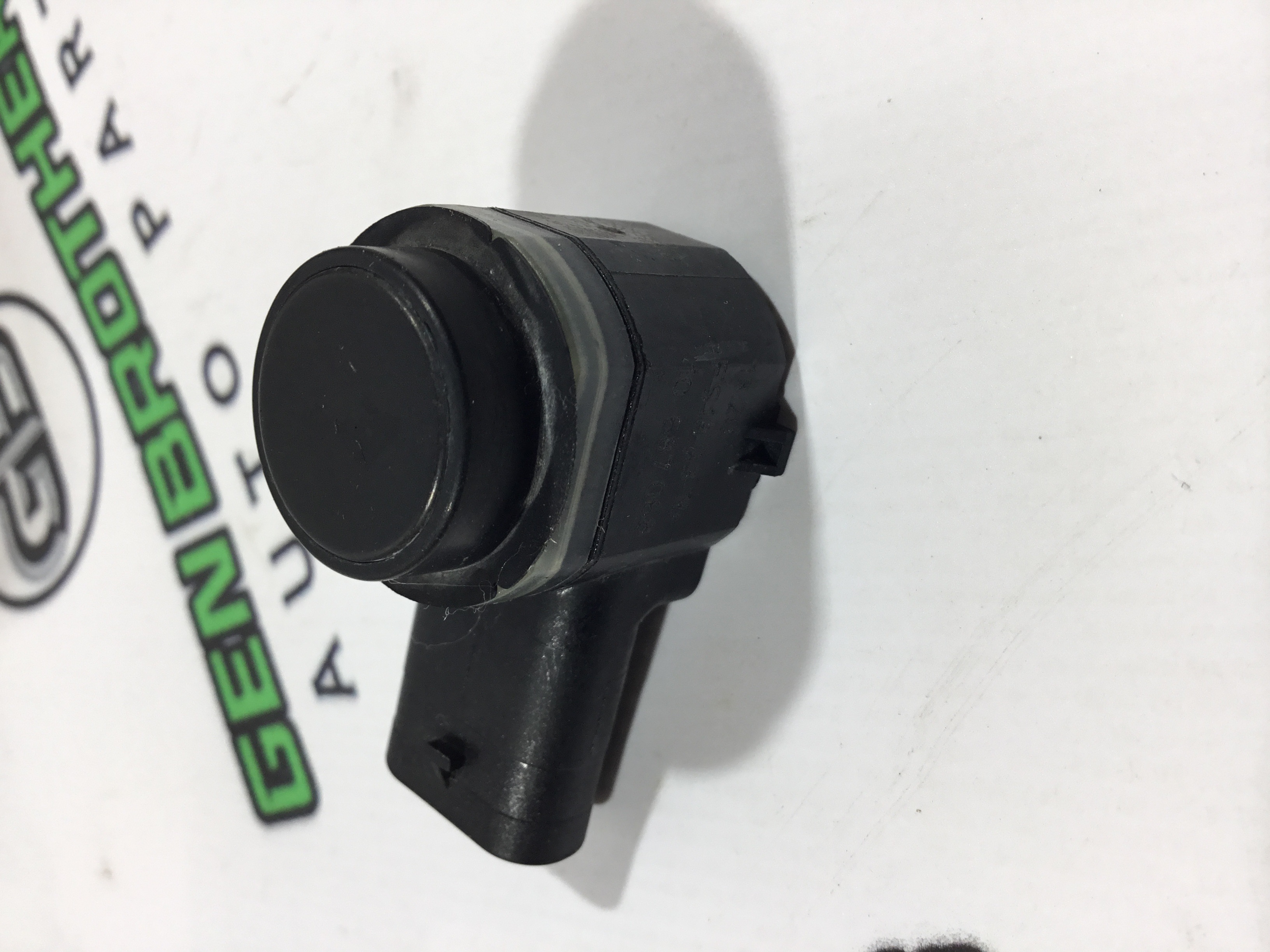 Парктронік, кріплення, корпус