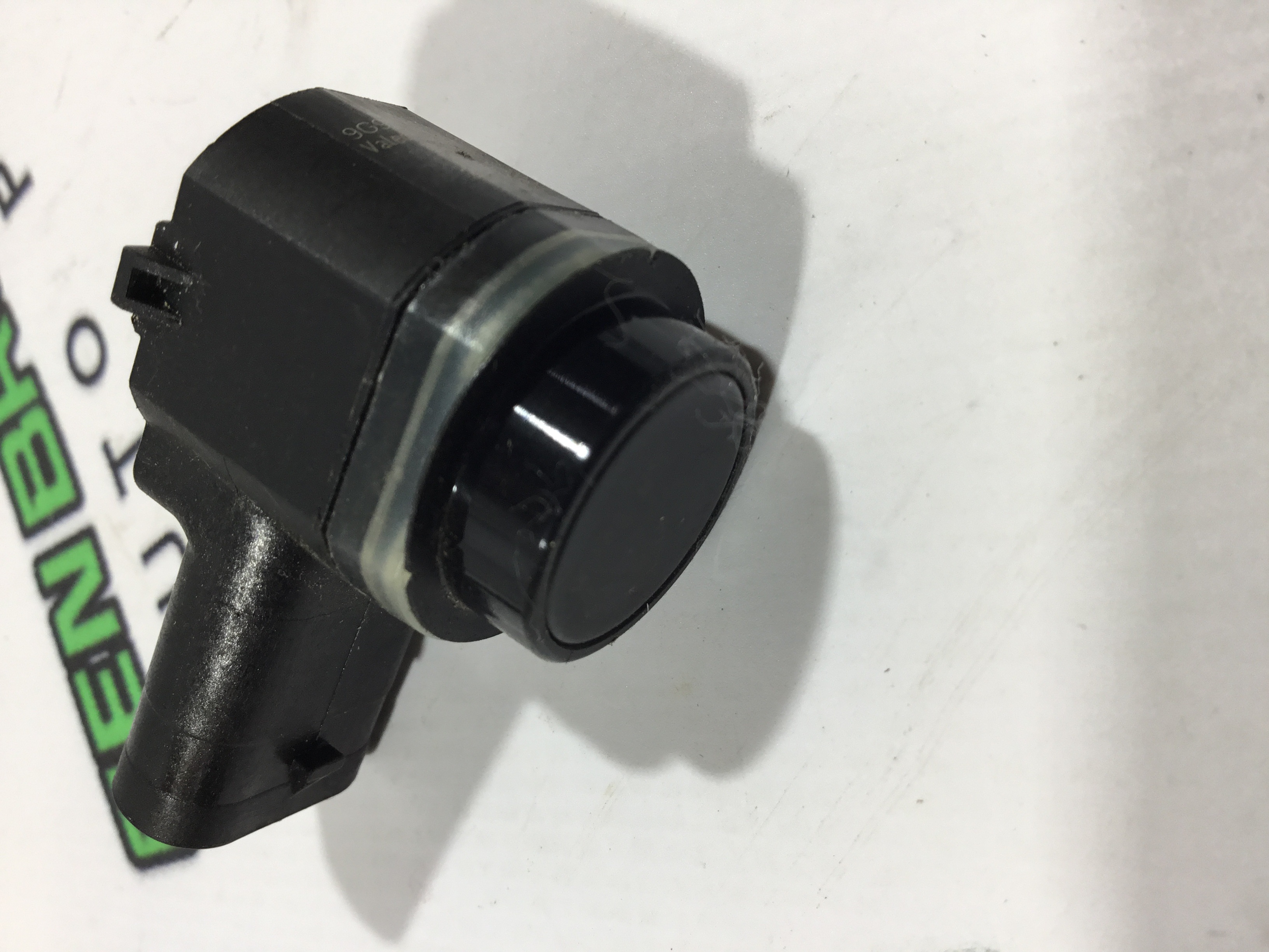 Парктронік, кріплення, корпус